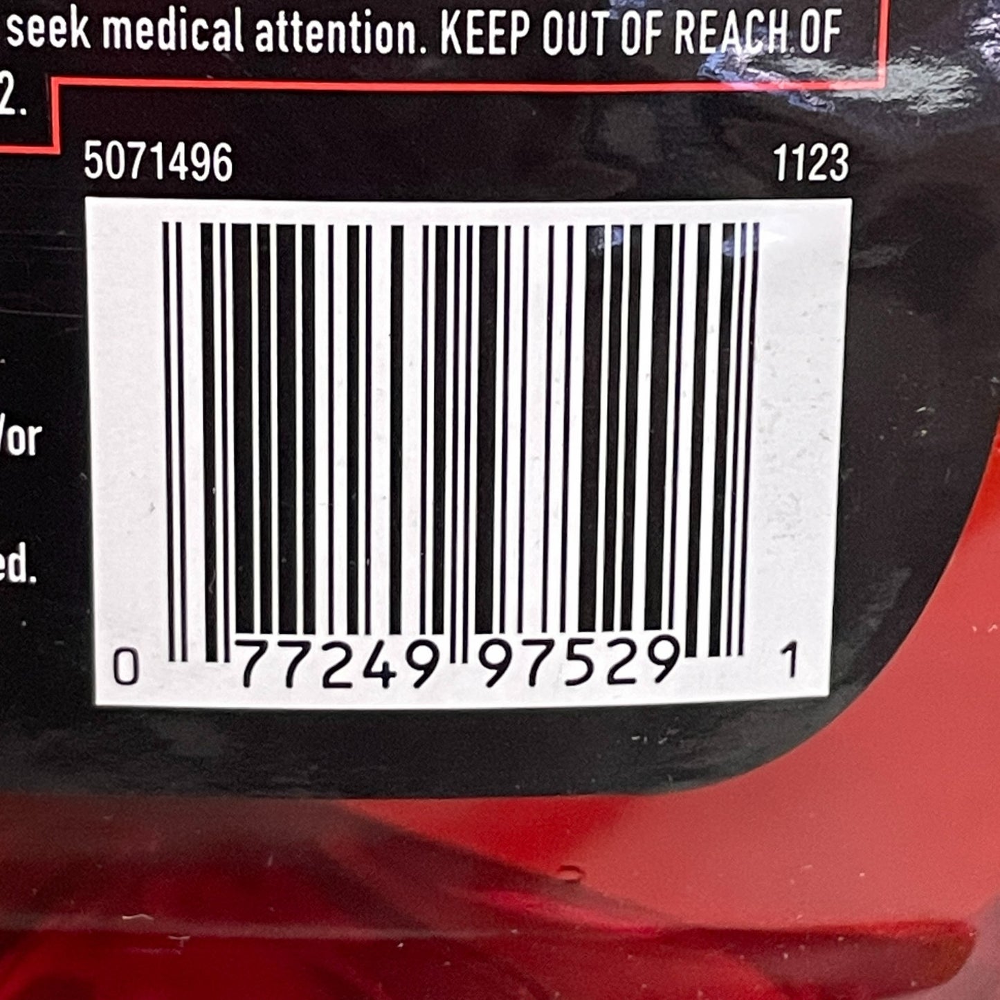 Black Magic Wet Shine Car Wash 64oz 1/2 Gallon Plastic Bottle – Model 120064