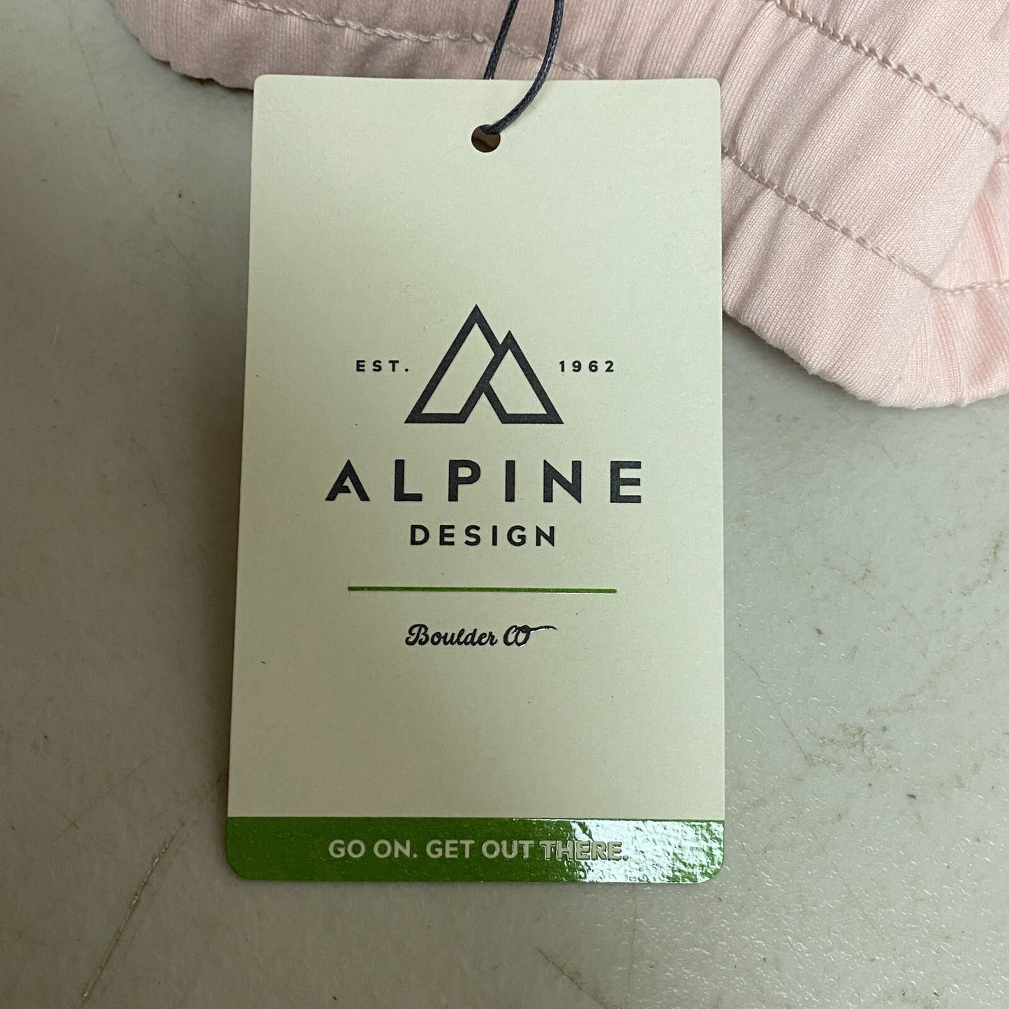 Alpine Design Women's Cute Relaxed Fit Field Knit Short Soft Peach ADW13807 New