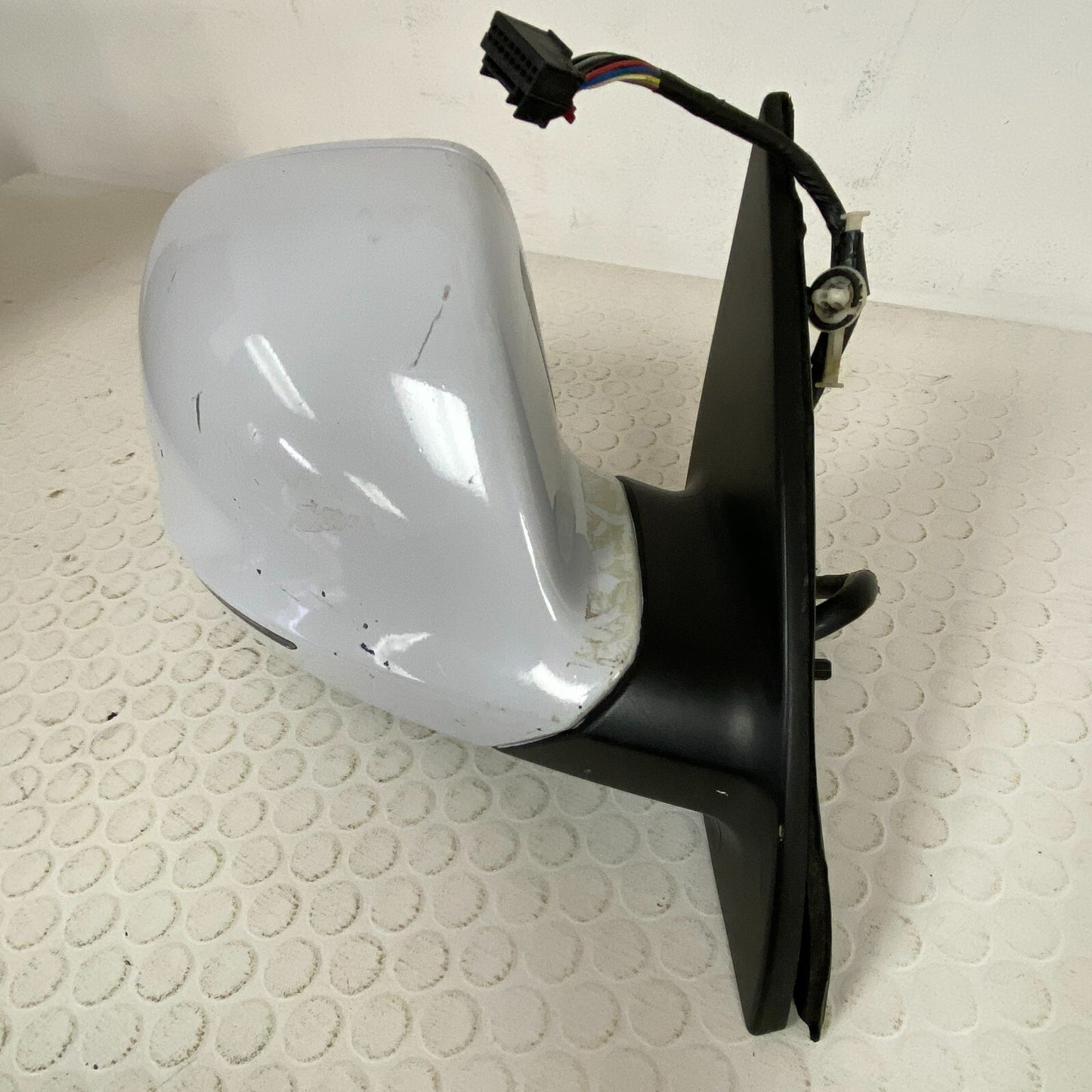 2007 - 2009 AUDI Q7 4L FRONT RIGHT PASSENGER EXTERIOR REAR VIEW MIRROR WHITE OEM
