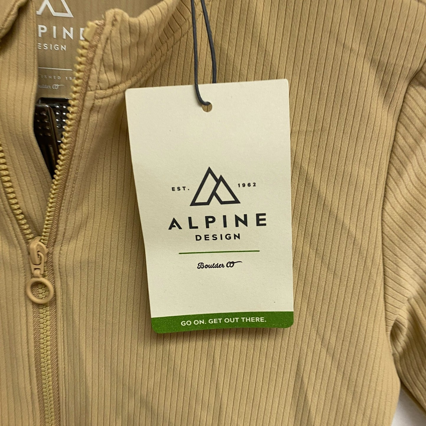 Alpine Design Womens ½ Zip Half Sleeve Utility Khaki ADW13196