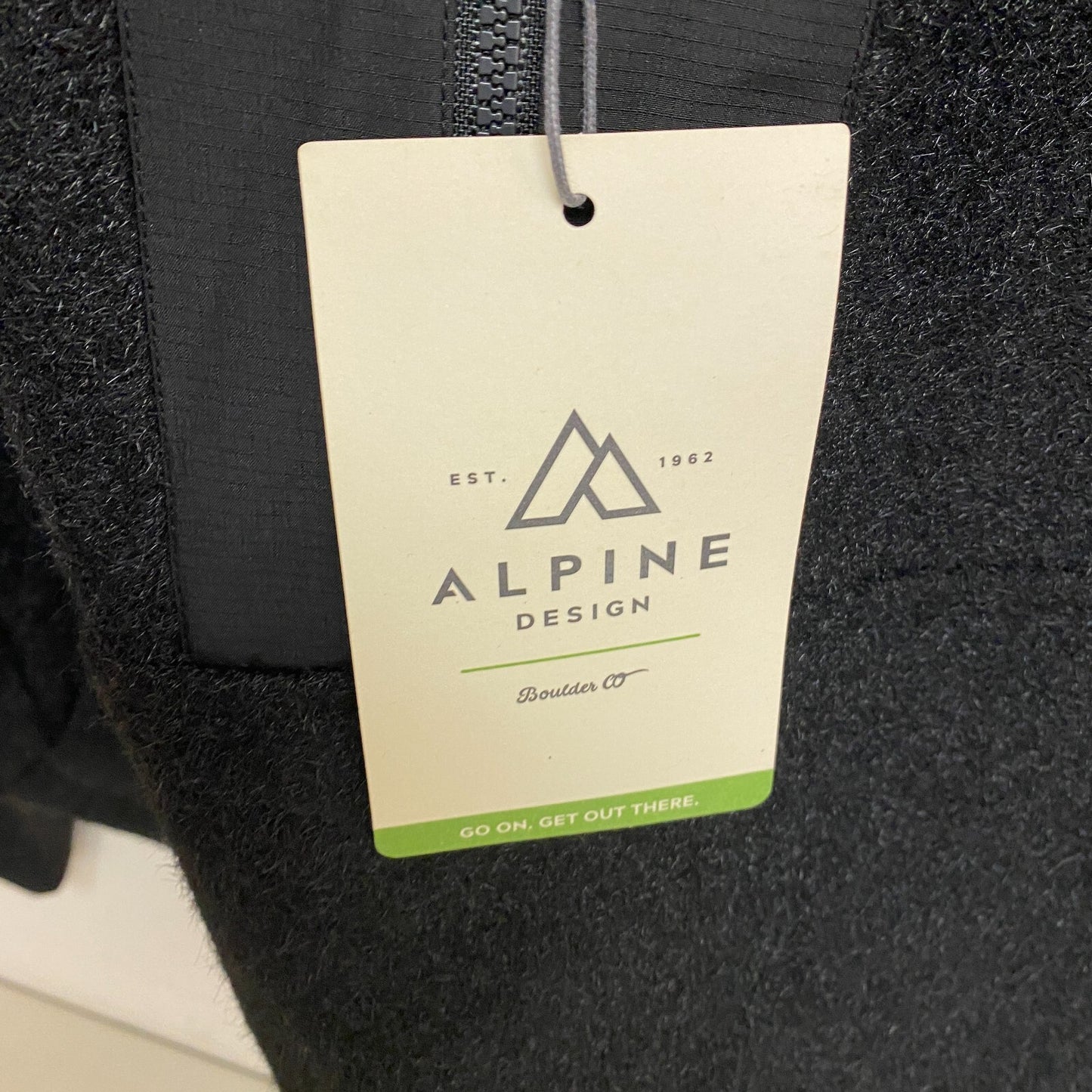 Alpine Design Women's W AD Wayfarer Fleece 1/4 Zip Sweater Pure Black ADW23680