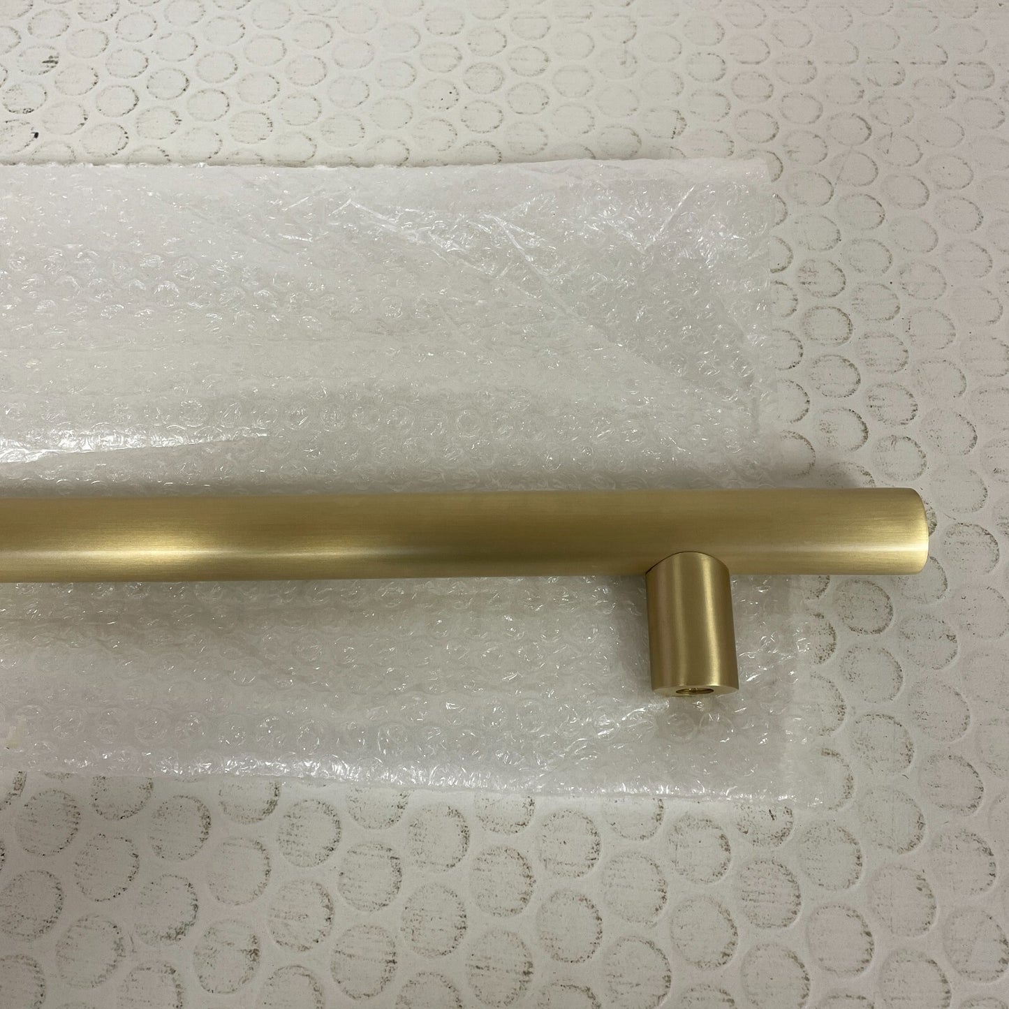 Signature Hardware Kobe 24″ Satin Brass Door Pull EH5875.24.SBS
