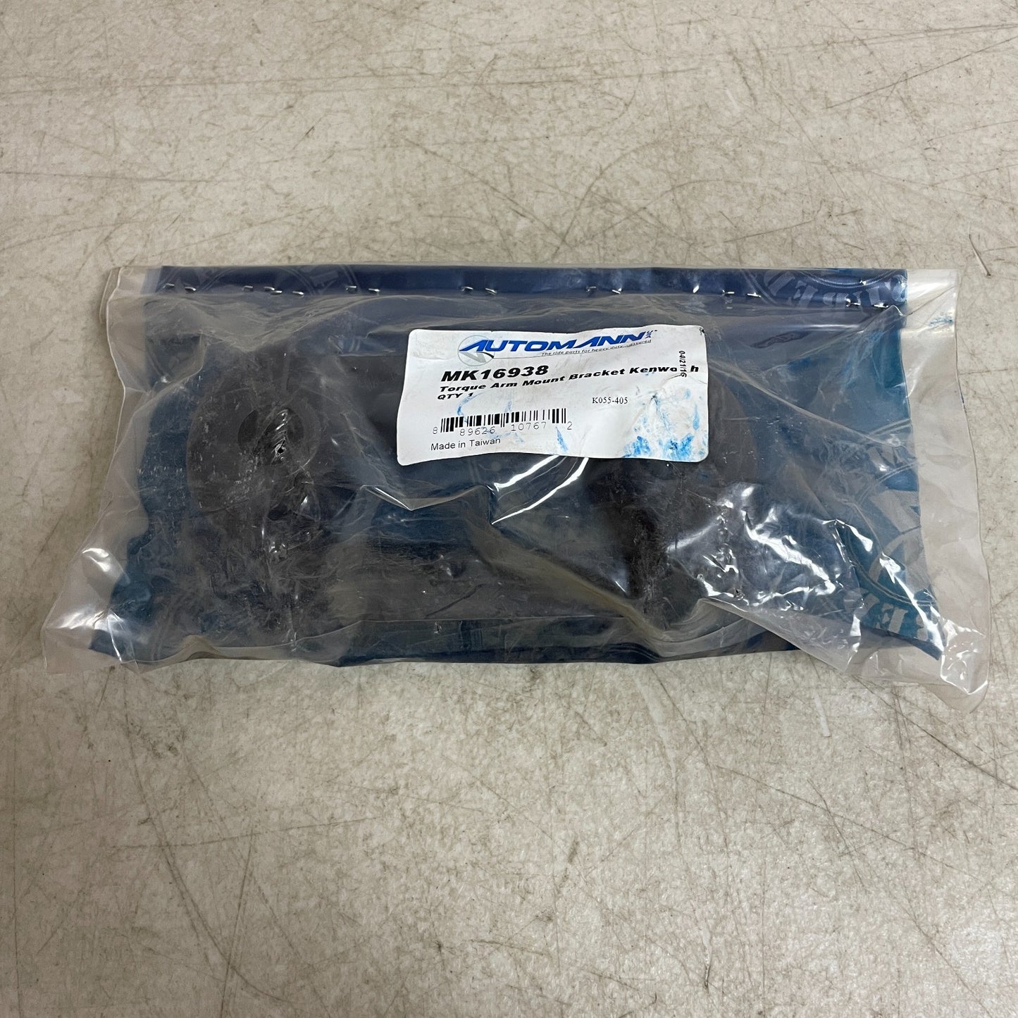 Automann MK1638 Torque Arm Mount Bracket RH for Ford L-Series Trucks