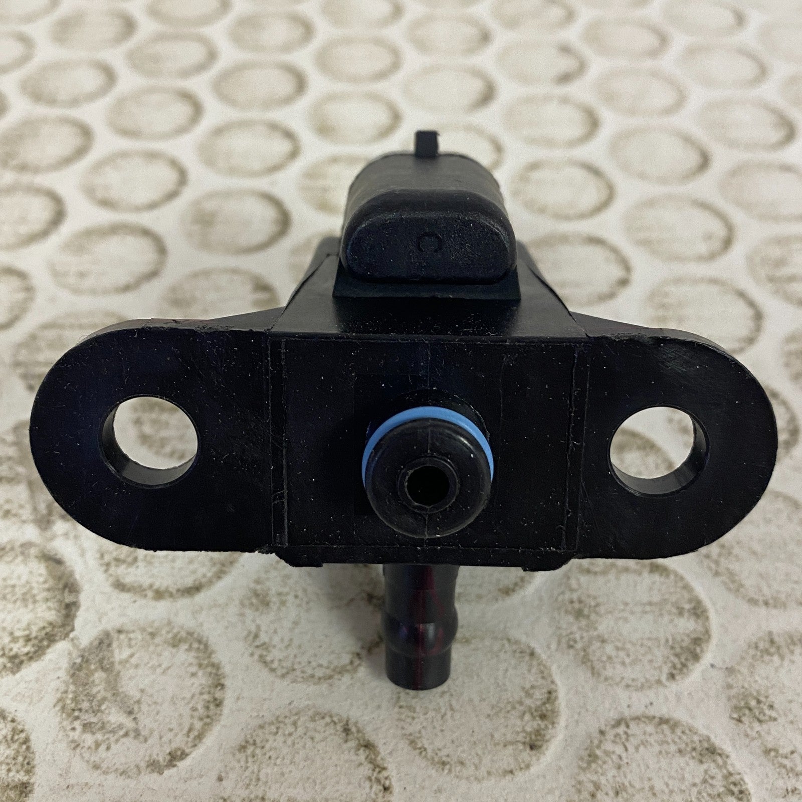 Carquest CPC1125 Vapor Canister Purge Solenoid Valve OE Replacement Emissions