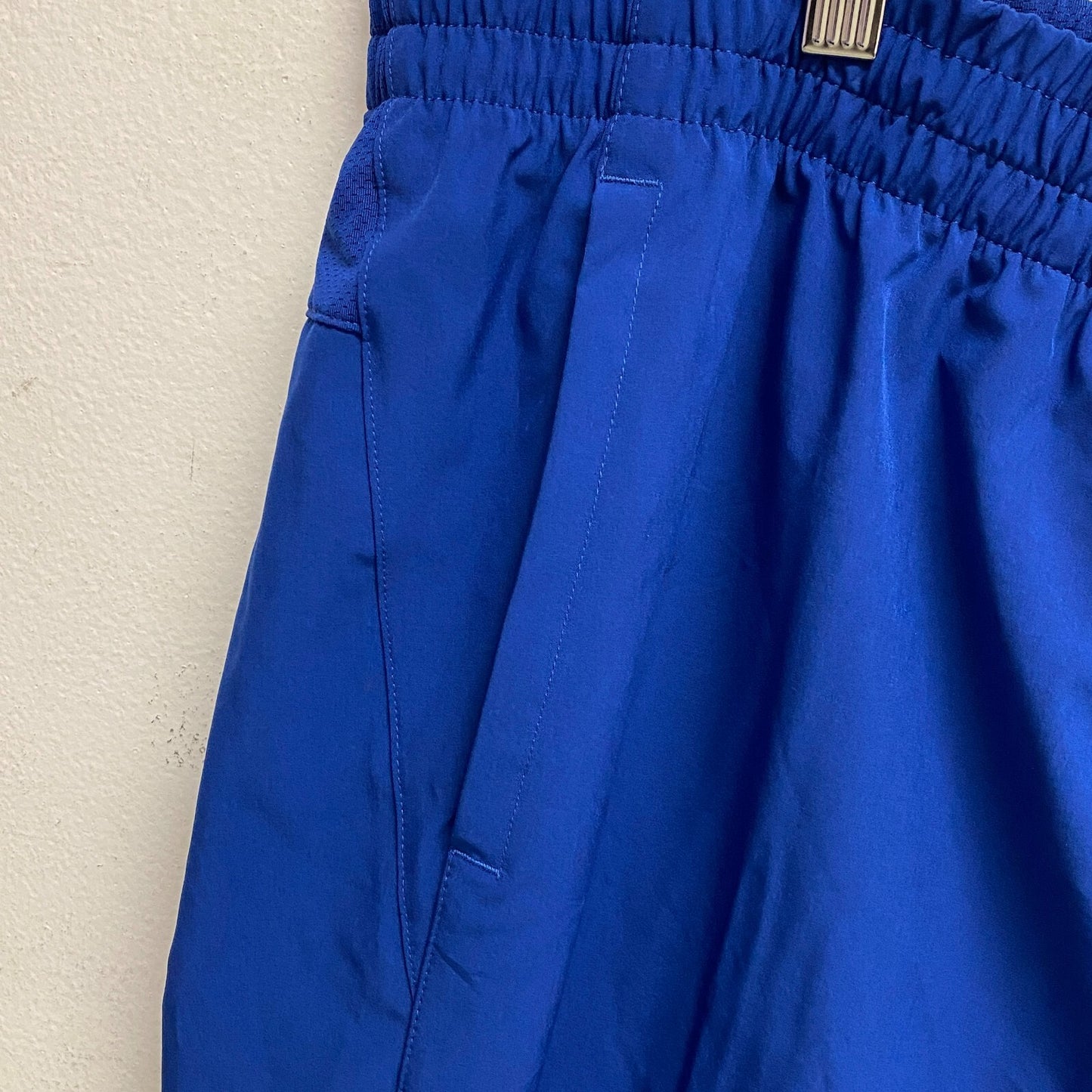 DSG Men's 8'' Agility Woven Shorts Electric Navy  Solid Summer Stylish DAM20111