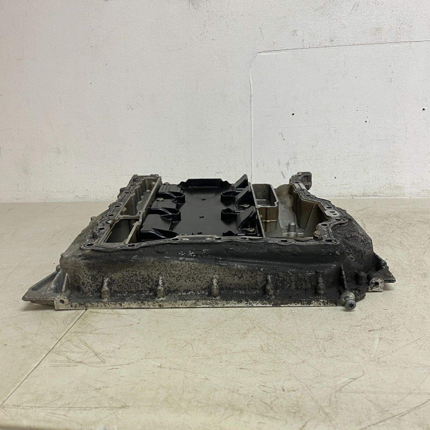 Audi UPPER OIL PAN 3.0L for 2017-2019 AUDI Q7  06E 103 603 BD