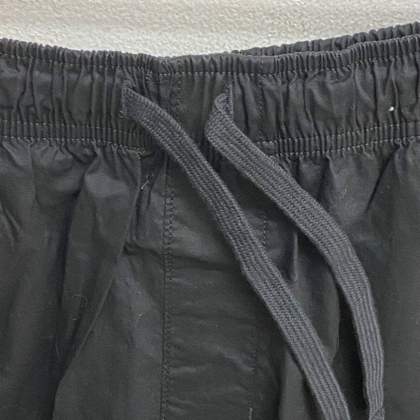 DSG Men's 6" Inseam Cotton Woven Shorts Pure Black Solid Relaxed Fit DAM13135