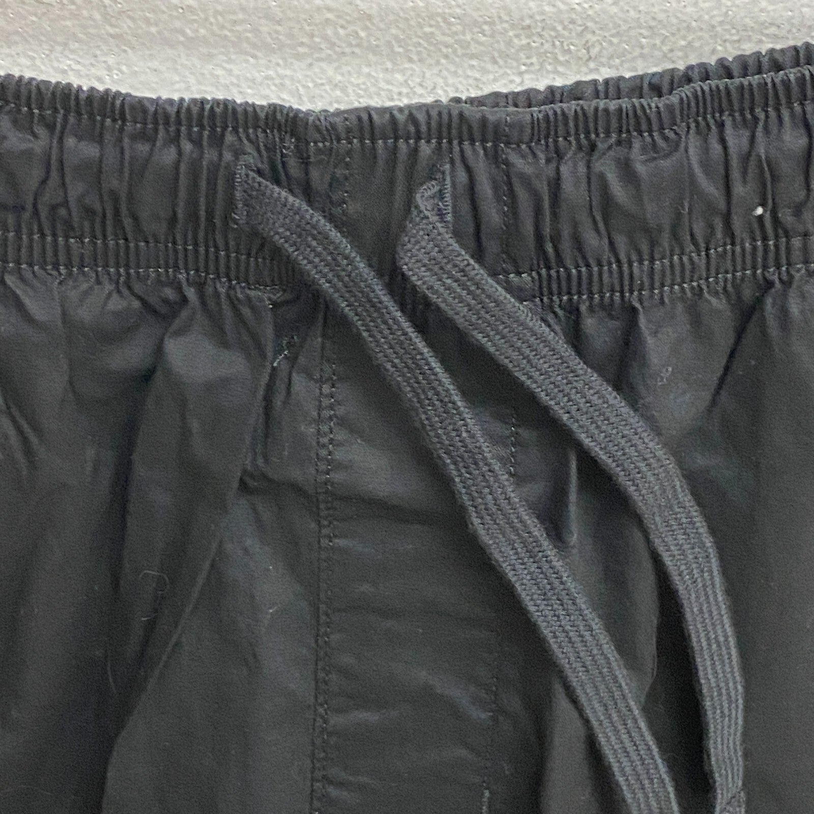 DSG Men's 6" Inseam Cotton Woven Shorts Pure Black Solid Relaxed Fit DAM13135