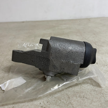 Carquest Wearever Drum Brake Wheel Cylinder WCA8852 1-1/8" Bore Silver Front