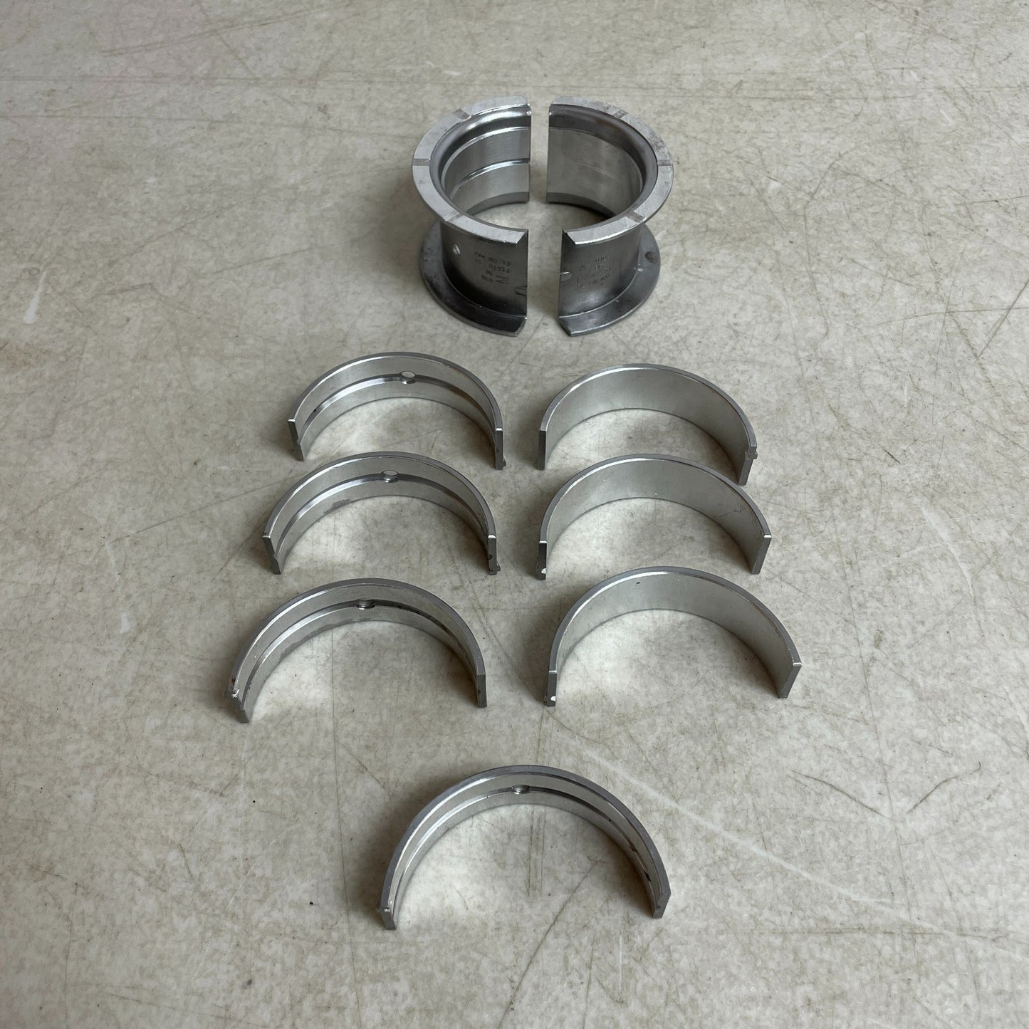 Clevite MB557SI Crankshaft Bearing Set +0.010in Chevy 5.0L V8 Silver