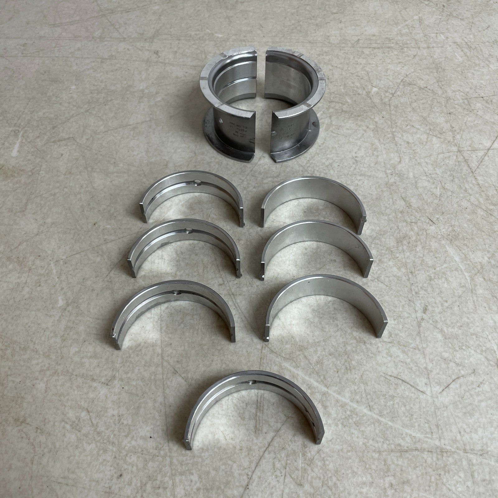 Clevite MB557SI Crankshaft Bearing Set +0.010in Chevy 5.0L V8 Silver