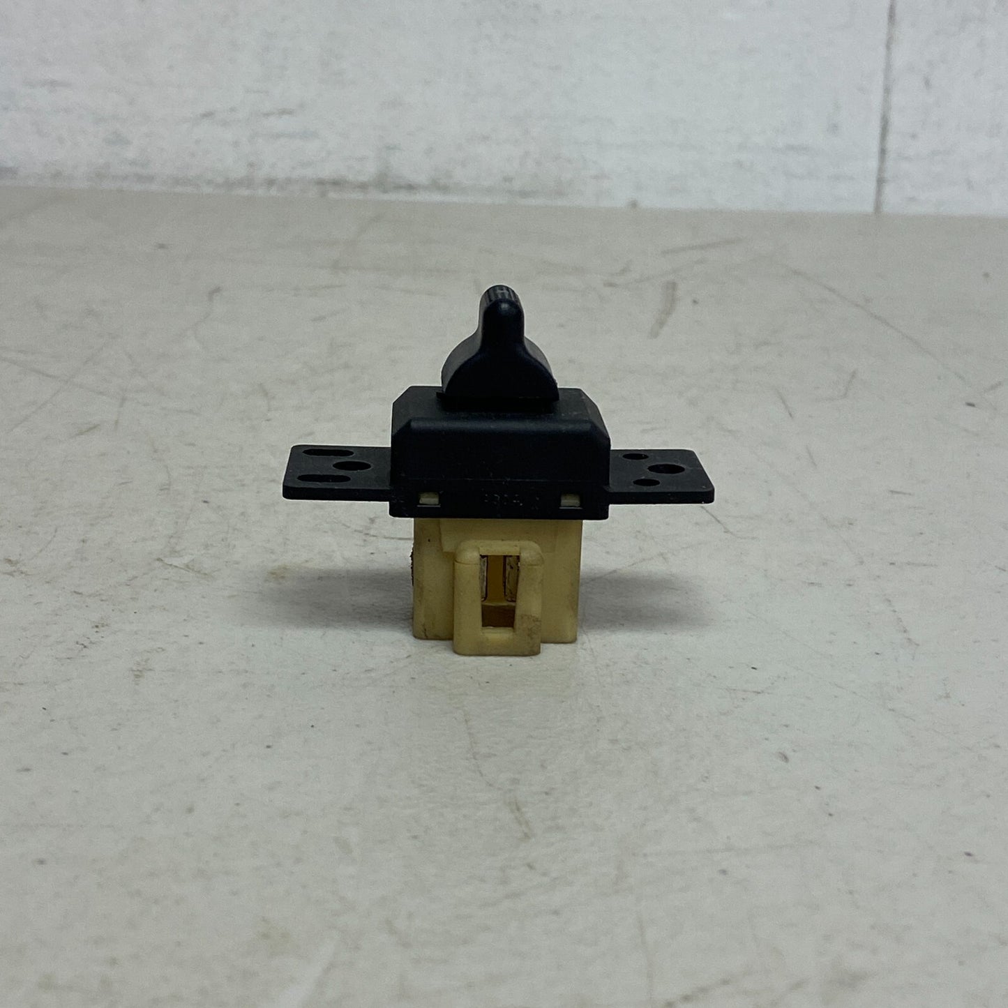 Door Window Switch Standard DS-1175 for 2001-2007 Chrysler Town Country & 01-07'