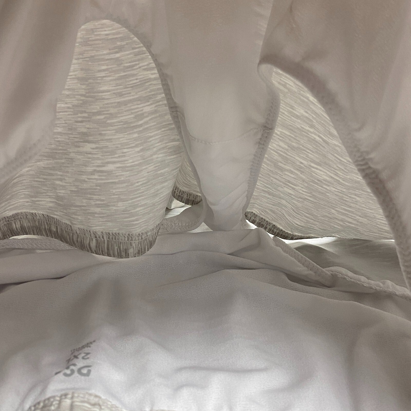 DSG Womens 3 in Performance Stride Short Pure White Heather DAW39320APRT