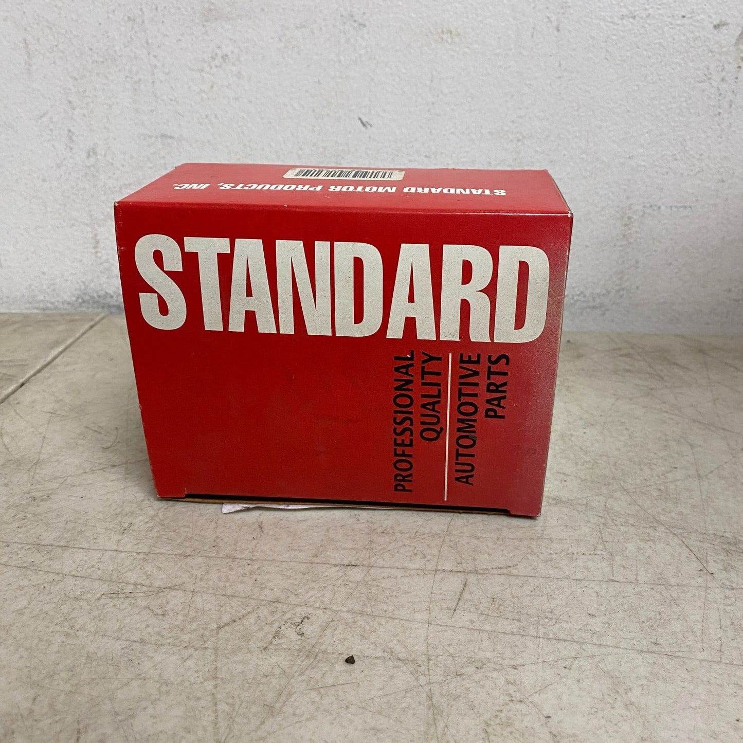 Standard Motor Products JH93 Distributor Cap 1983-1984 Honda Prelude