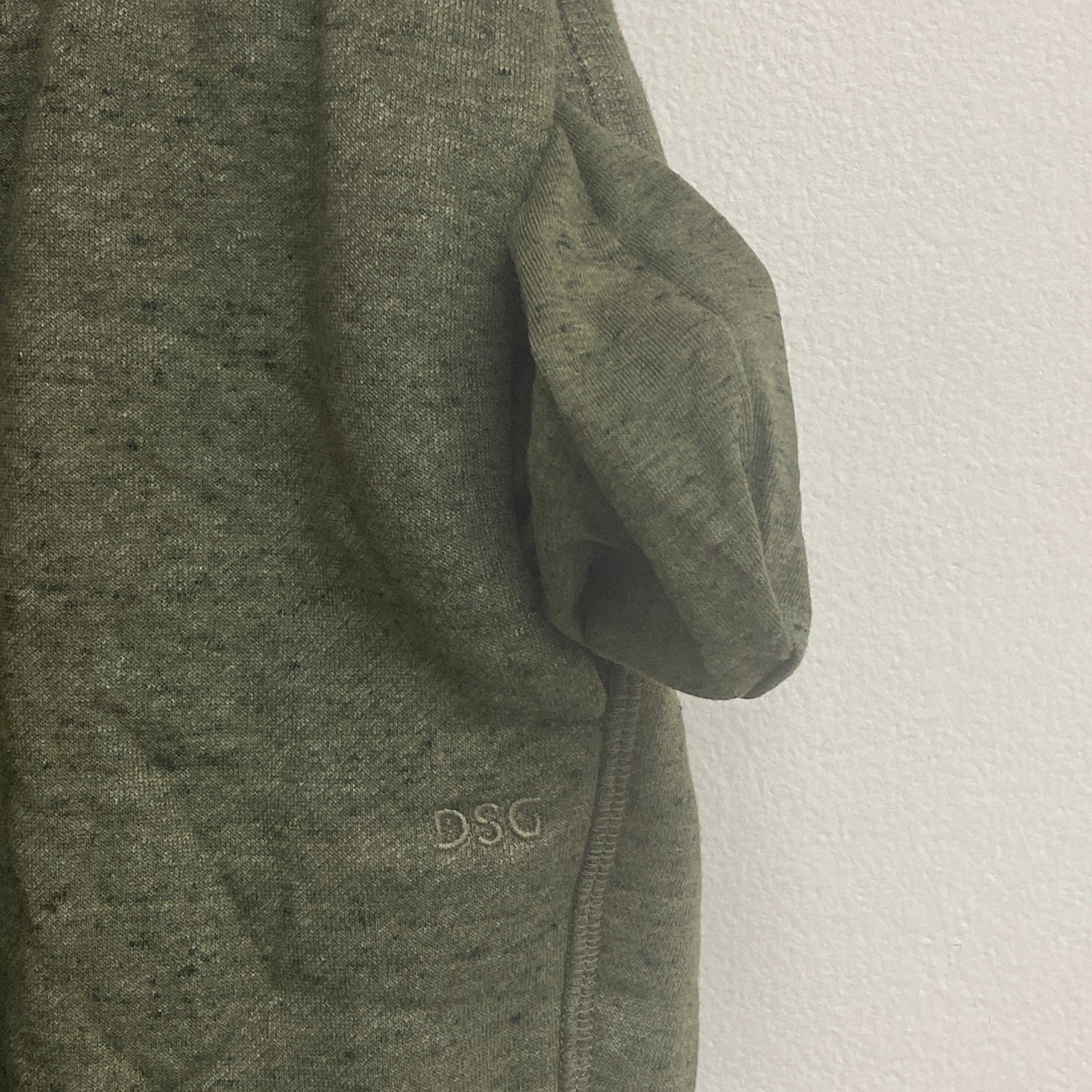 DSG Menâs Fleece Jogger Heather Forest Nighter/Pure Black Nep DAM21405H Pants