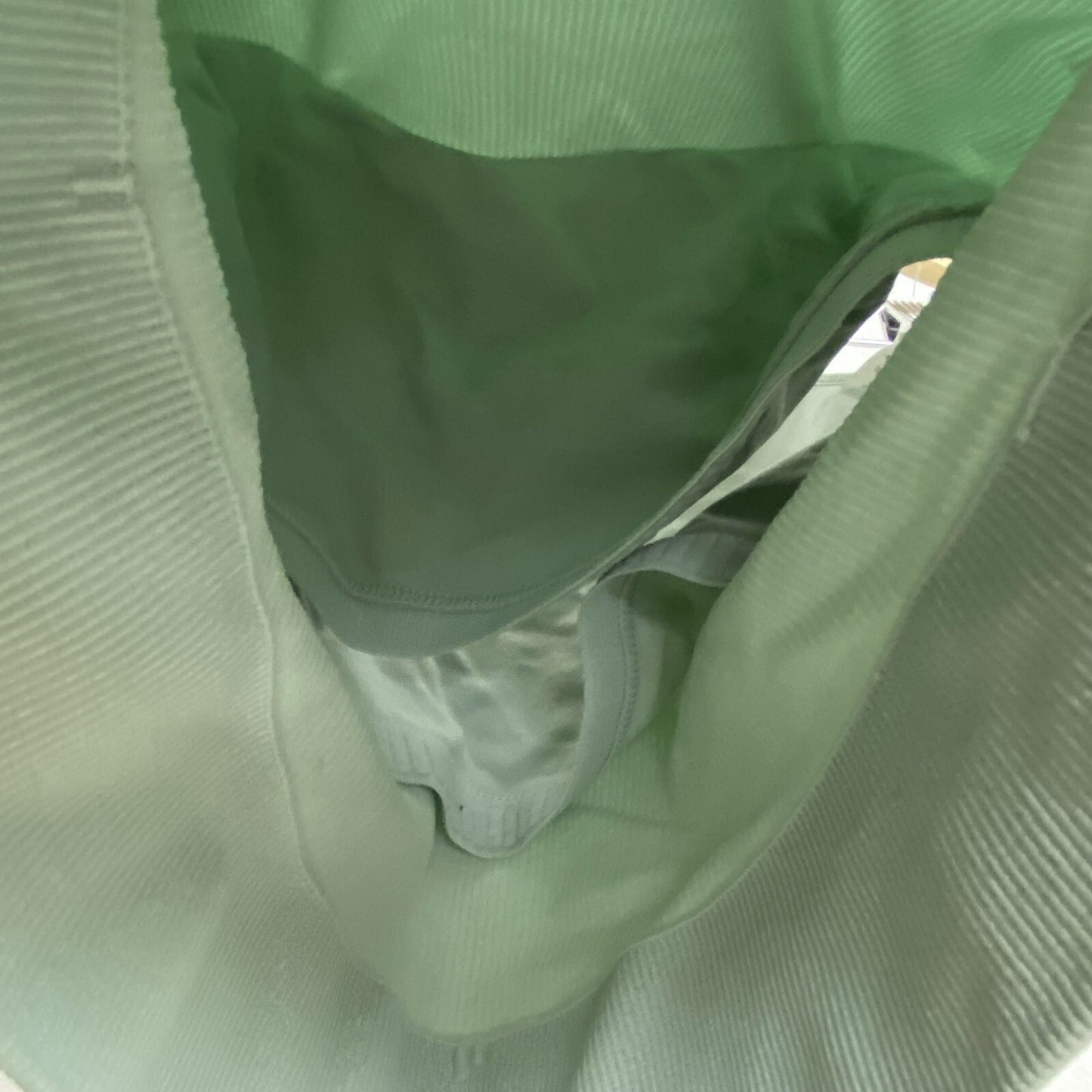 DSG Womens Momentum Seamless Crop Tank Pale Seaglass Sleeveless Solid DAW23303