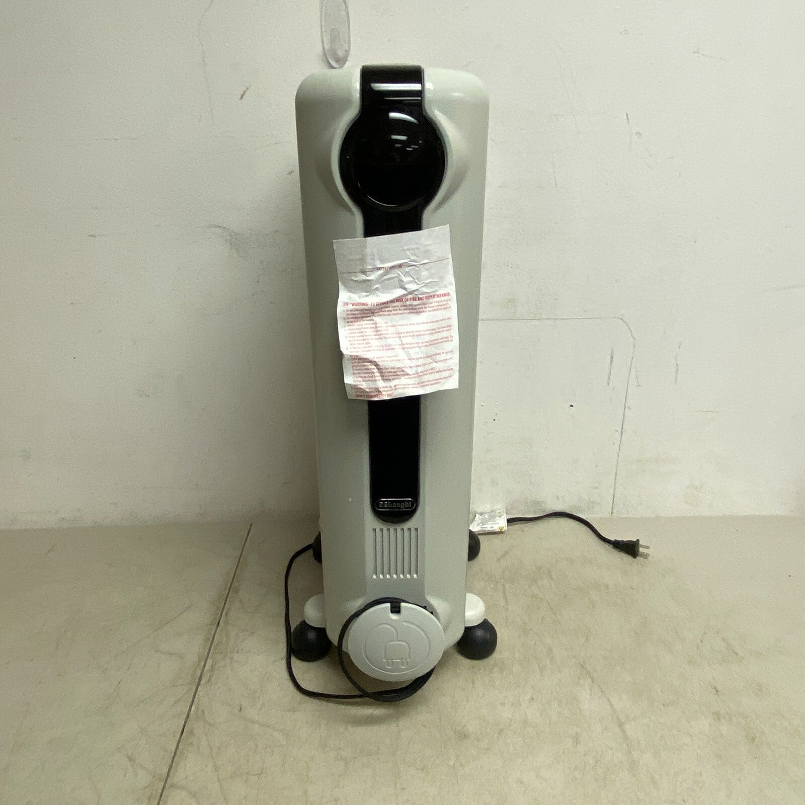 DeLonghi Radia Digital 5 5697585 1500 Watt White Electric Space Heater