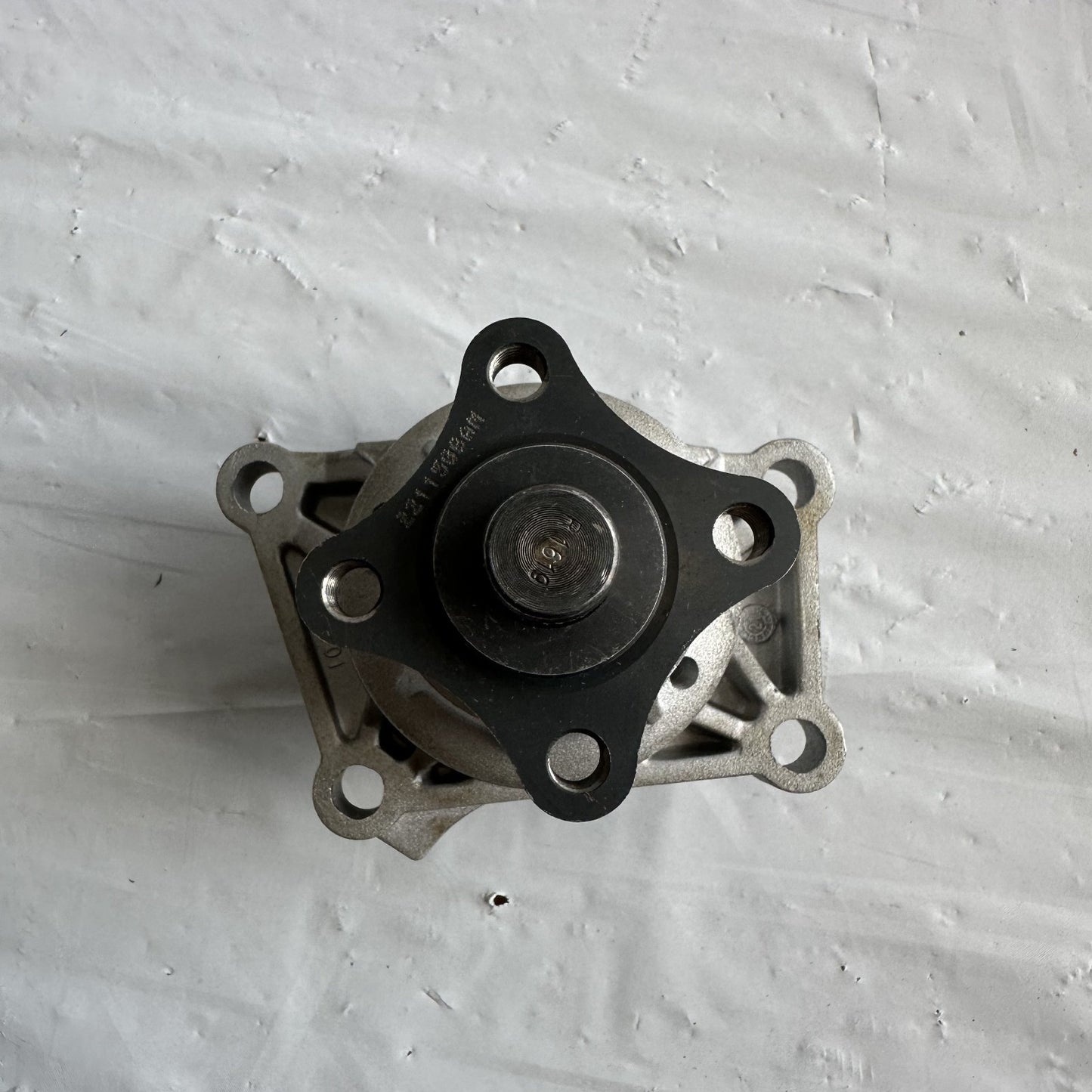 Carquest T1183 Engine Water Pump w Gasket