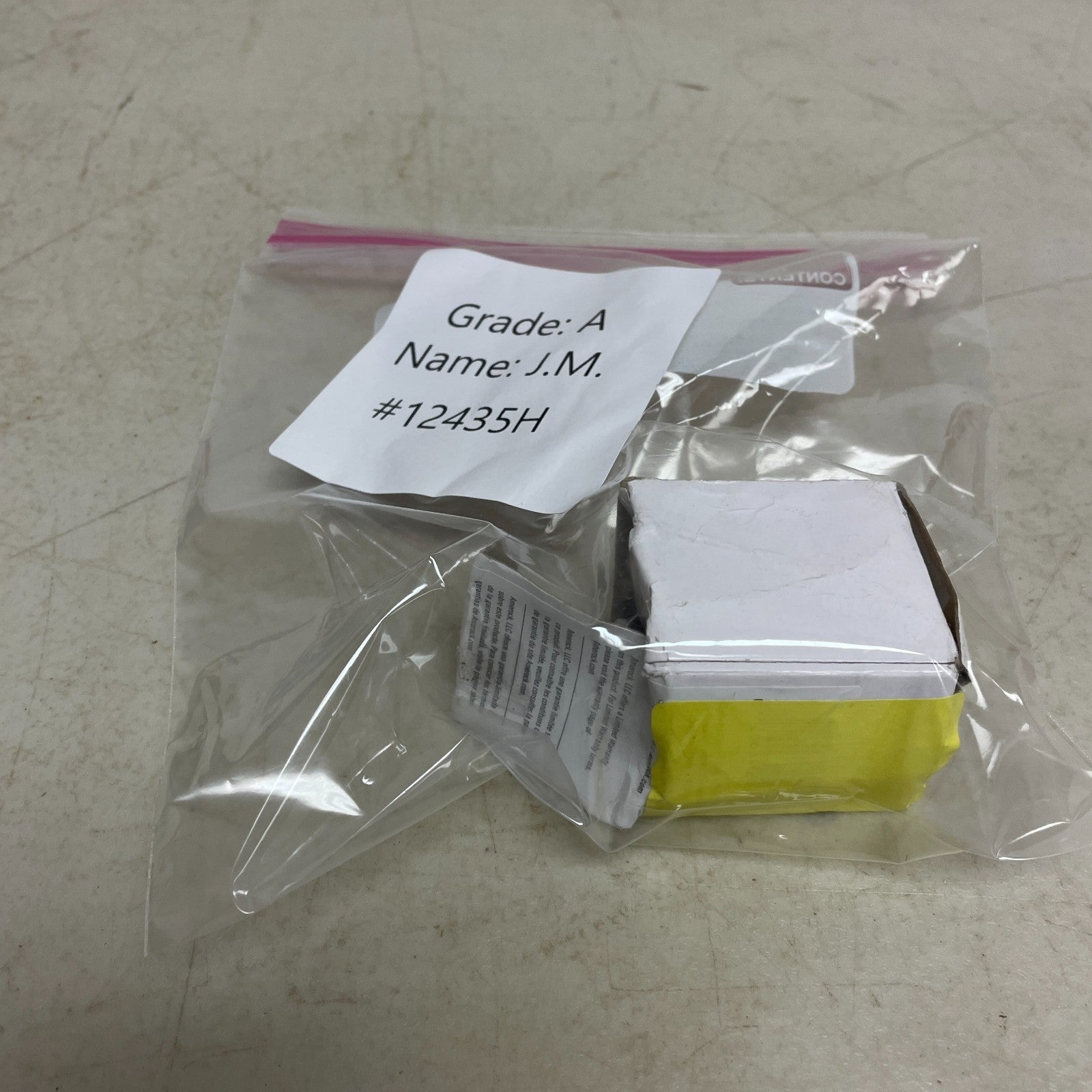 Amerock Glacio 1‑3/8″ Cabinet Knob Clear Black Bronze BP36653CBBR