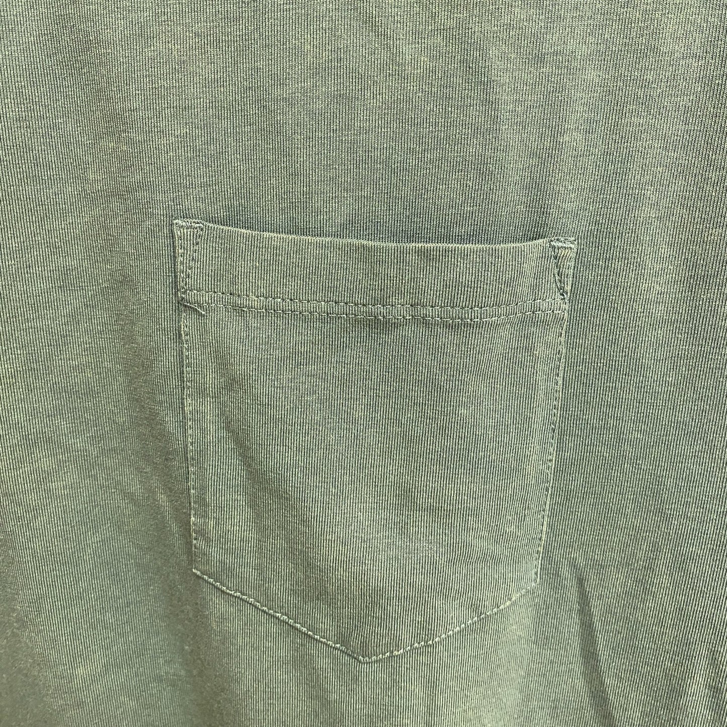 VRST Men's Essential Pocket Tee Green MAX100354 BRAND NEW