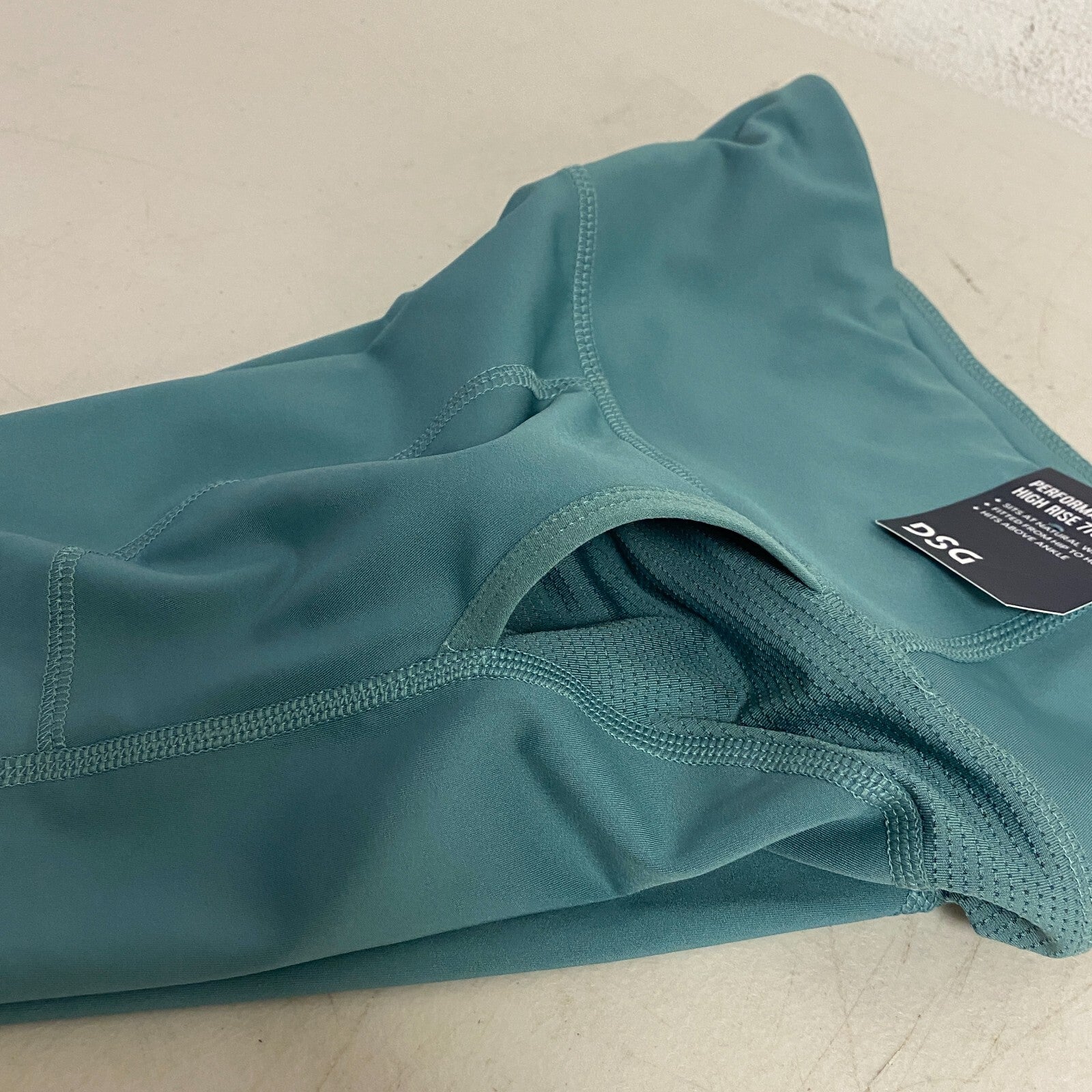 DSG Women's Running Performance High Rise 7/8 Legging Ankle Muted Algae DAW21210