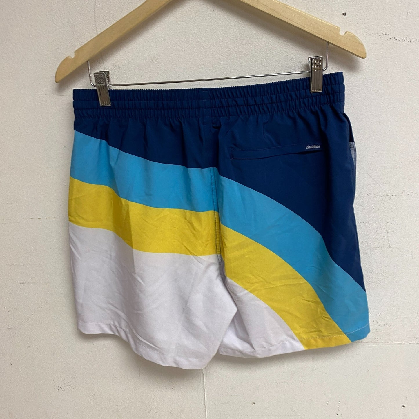 Chubbies Men's SHORT BLUE AND YELLOW Swim Trunks 109231-044