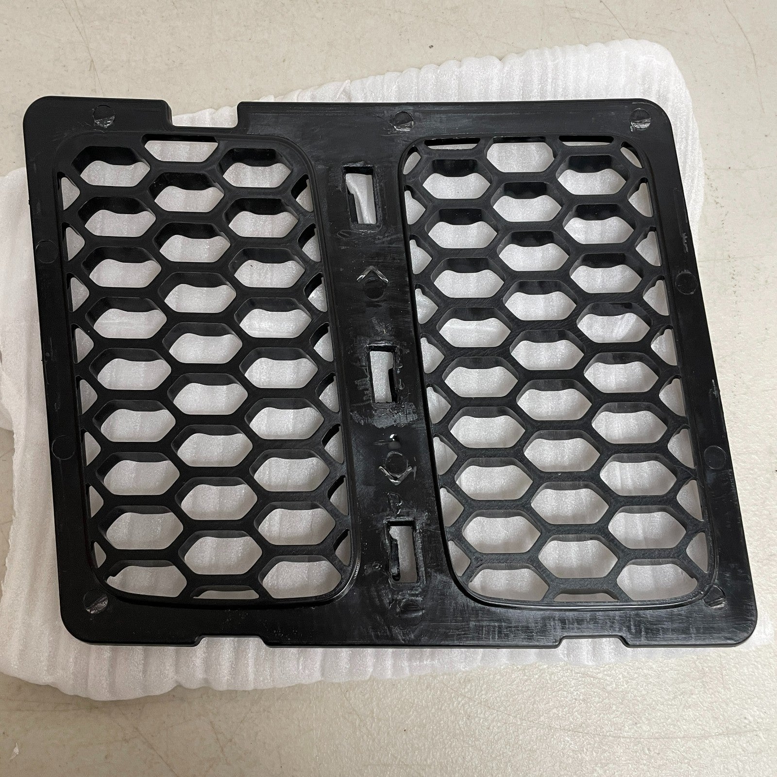 CheroCar Front Grill Inserts Kit Honeycomb Mesh Black Jeep Grand Cherokee 14-16