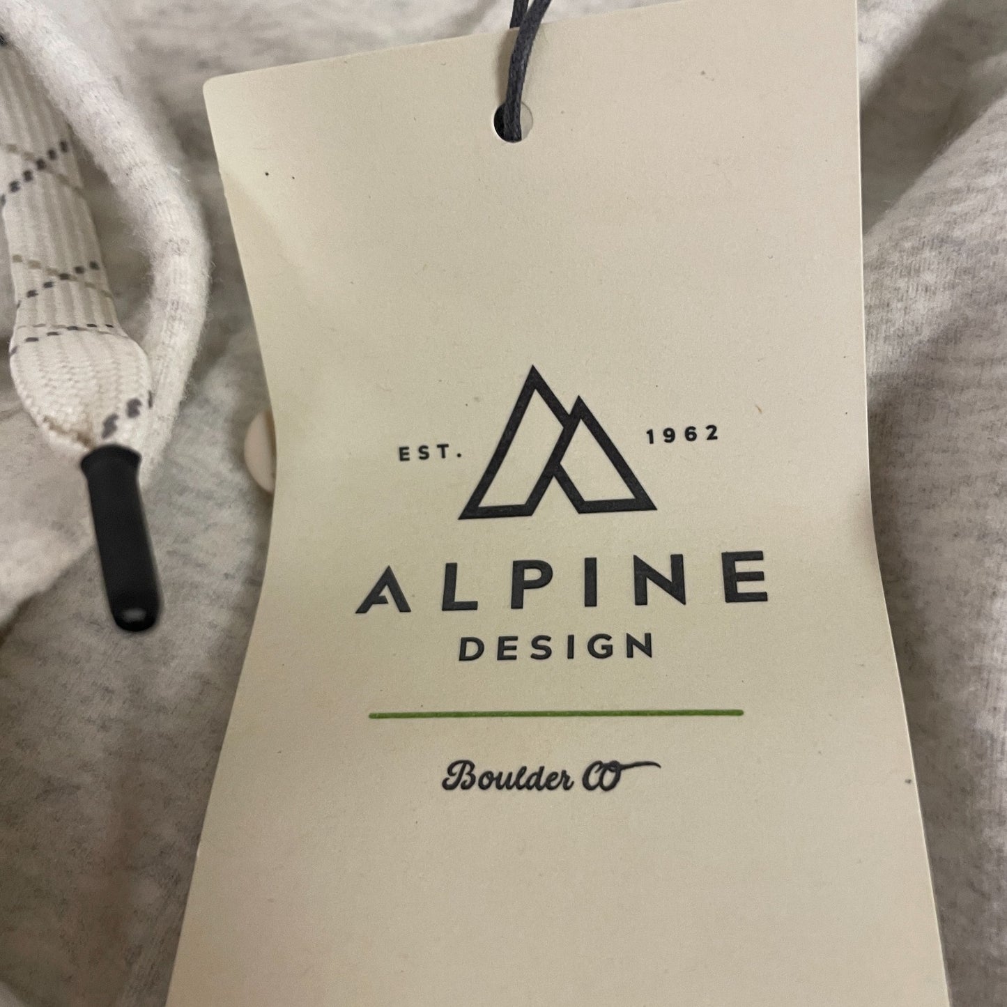 Alpine Design Womenâs W AD Wanderful Hoodie Off White Heather ADW23201