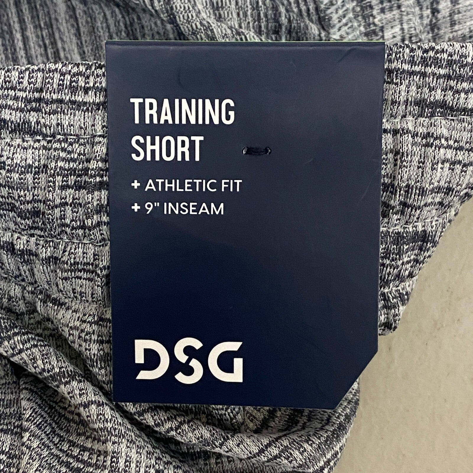 DSG Men's 9 in Novelty Textured Training Short Light Gray/ Dark Gray DAM20114N