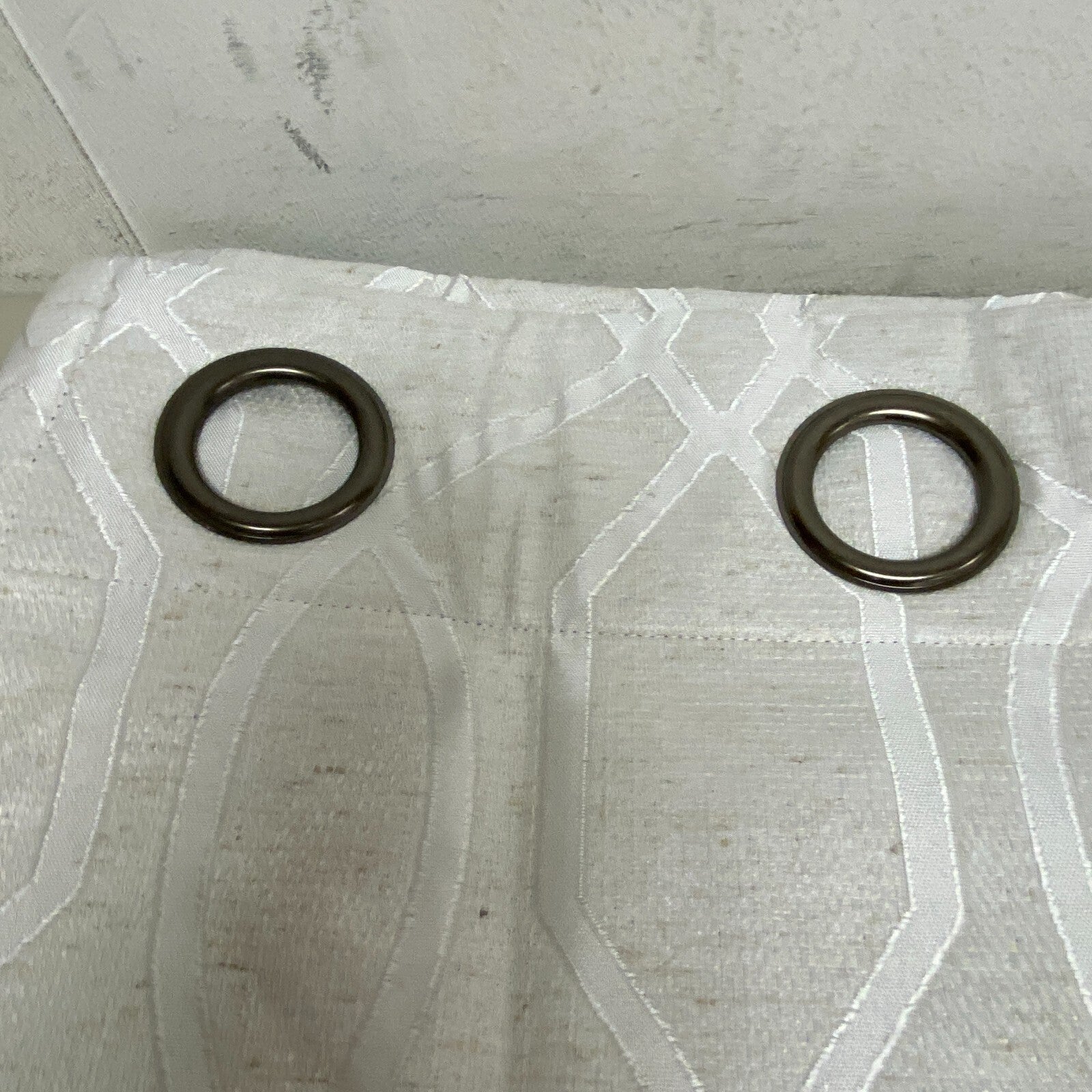 Eclipse Fleece Lined Insulating Curtain Grommet Pannel 100% blackout ambiance...