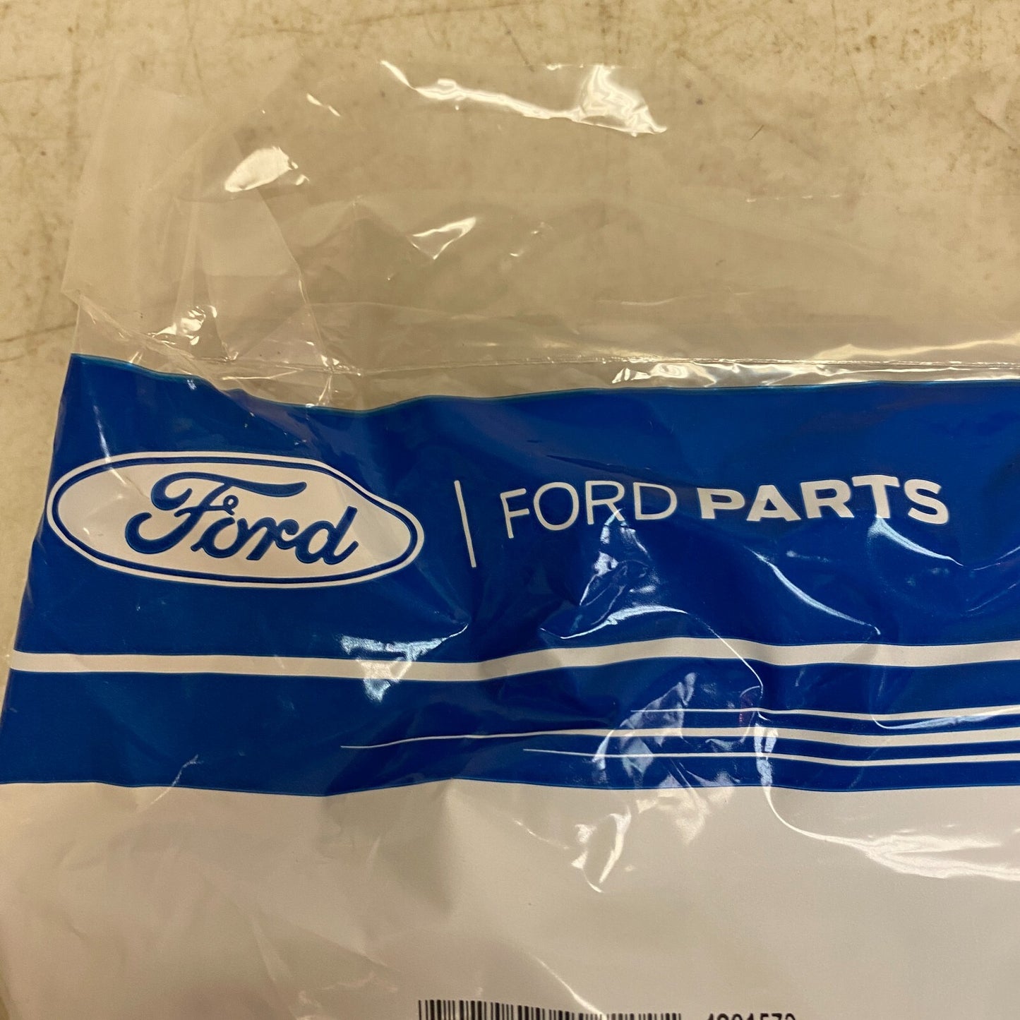 Ford EngineValve Cover Gasket forF-250SuperDuty, F-350,F-450 , F-550,8C3Z-6584-A