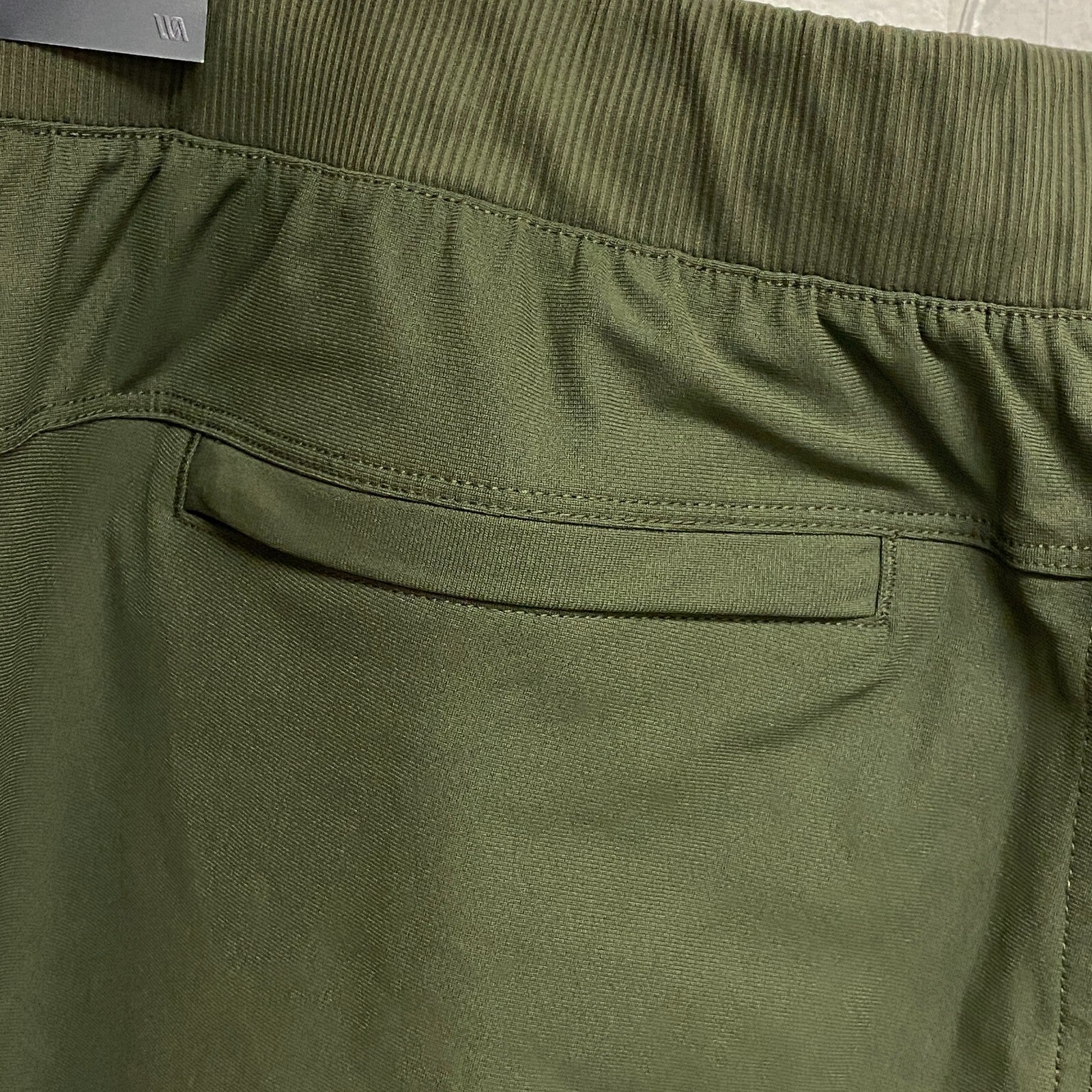 VRST Mens Commuter Slim Fit Jogger Forest Night Solid Stylis Trendy MAX200431