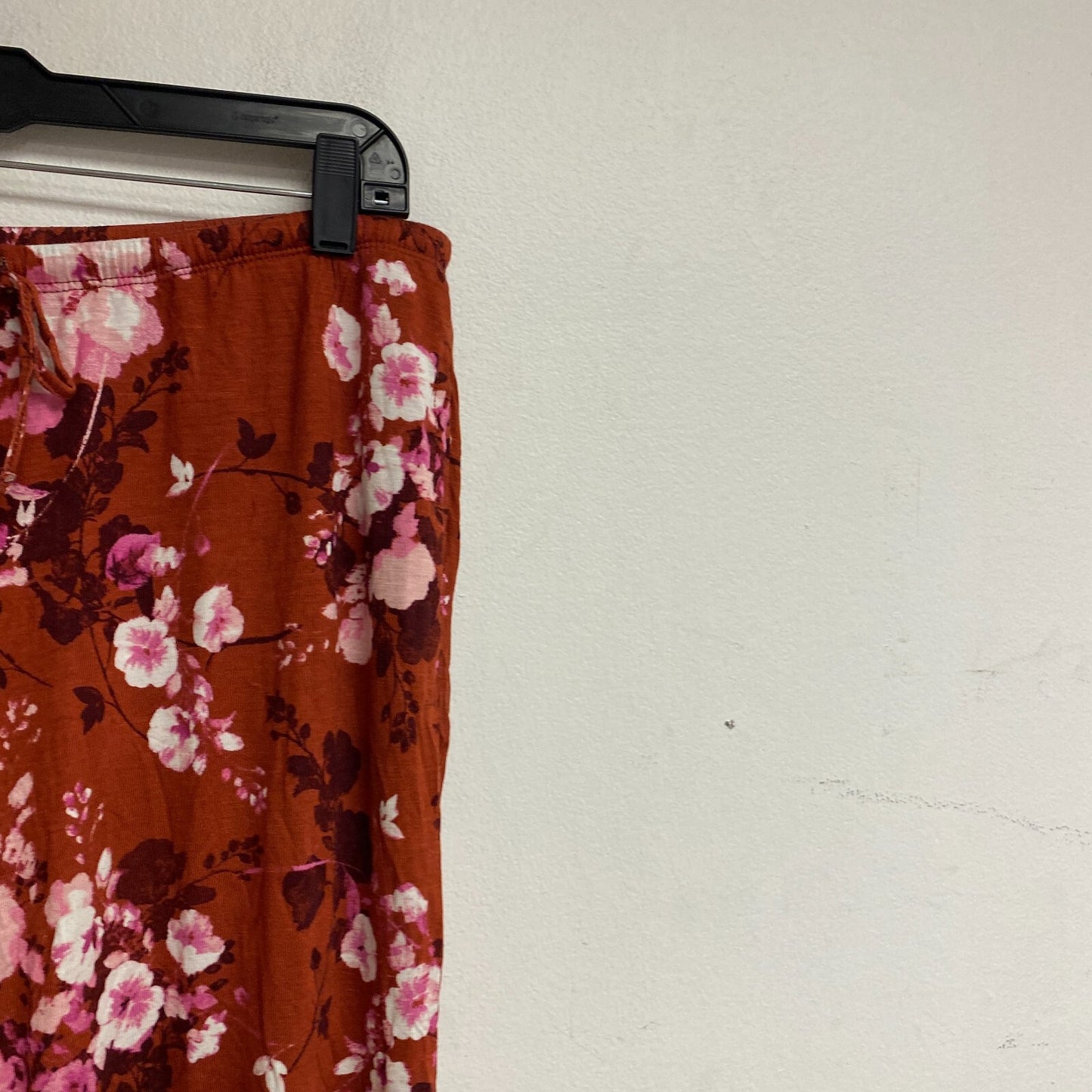 AMBRIELLE SLEEPWEAR 2-pc set sleeveless tank top and pajama pant size M floral