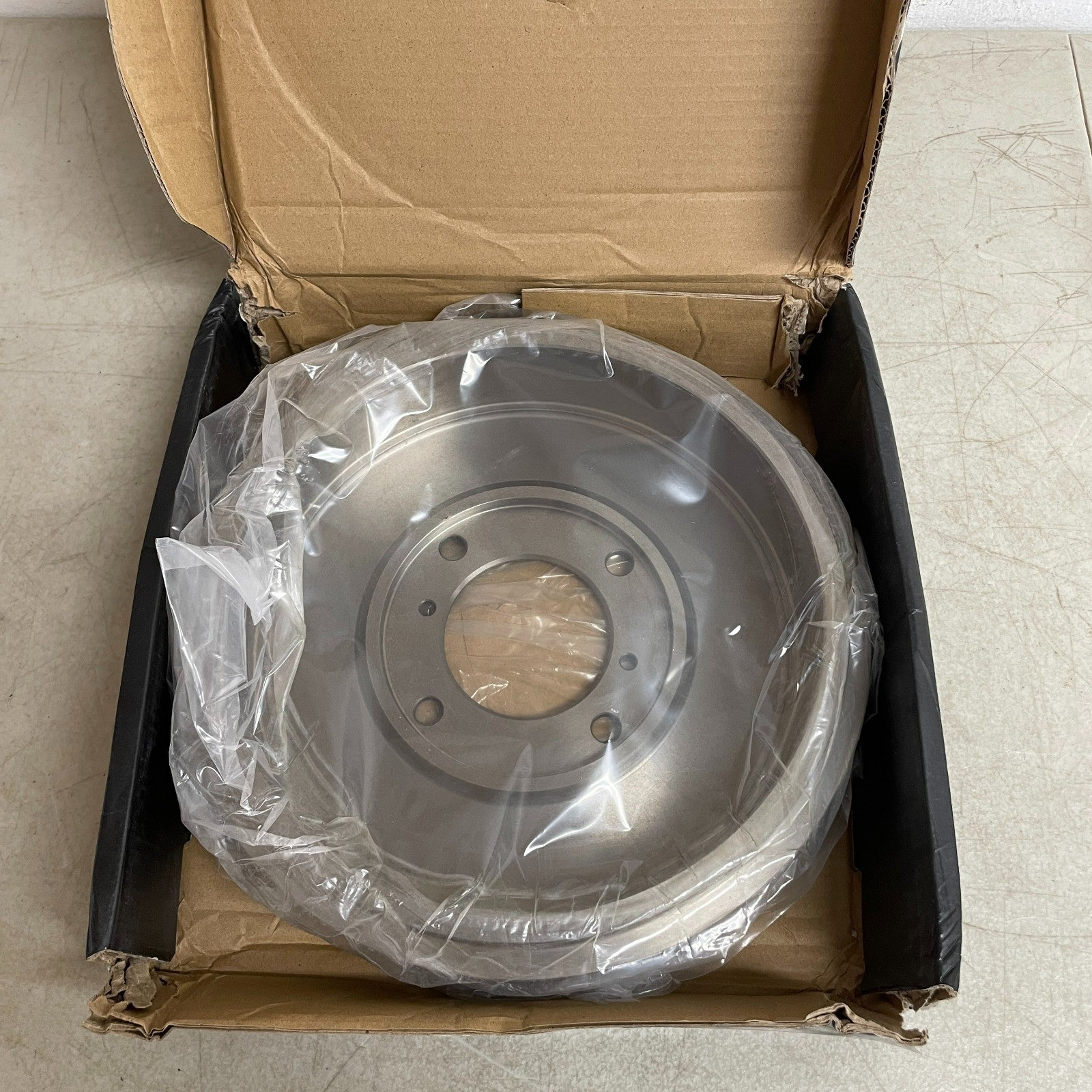 Dynamic Friction 365-64001 Rear Brake Drum 300 mm Black High-Temp Coating