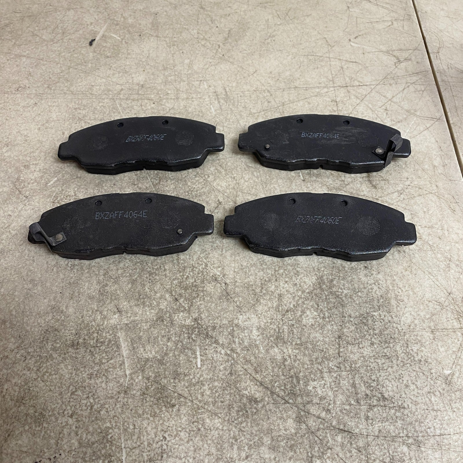 Bendix MKD465A Front Brake Pads Semi-Metallic 1990-2002 Honda Accord Civic