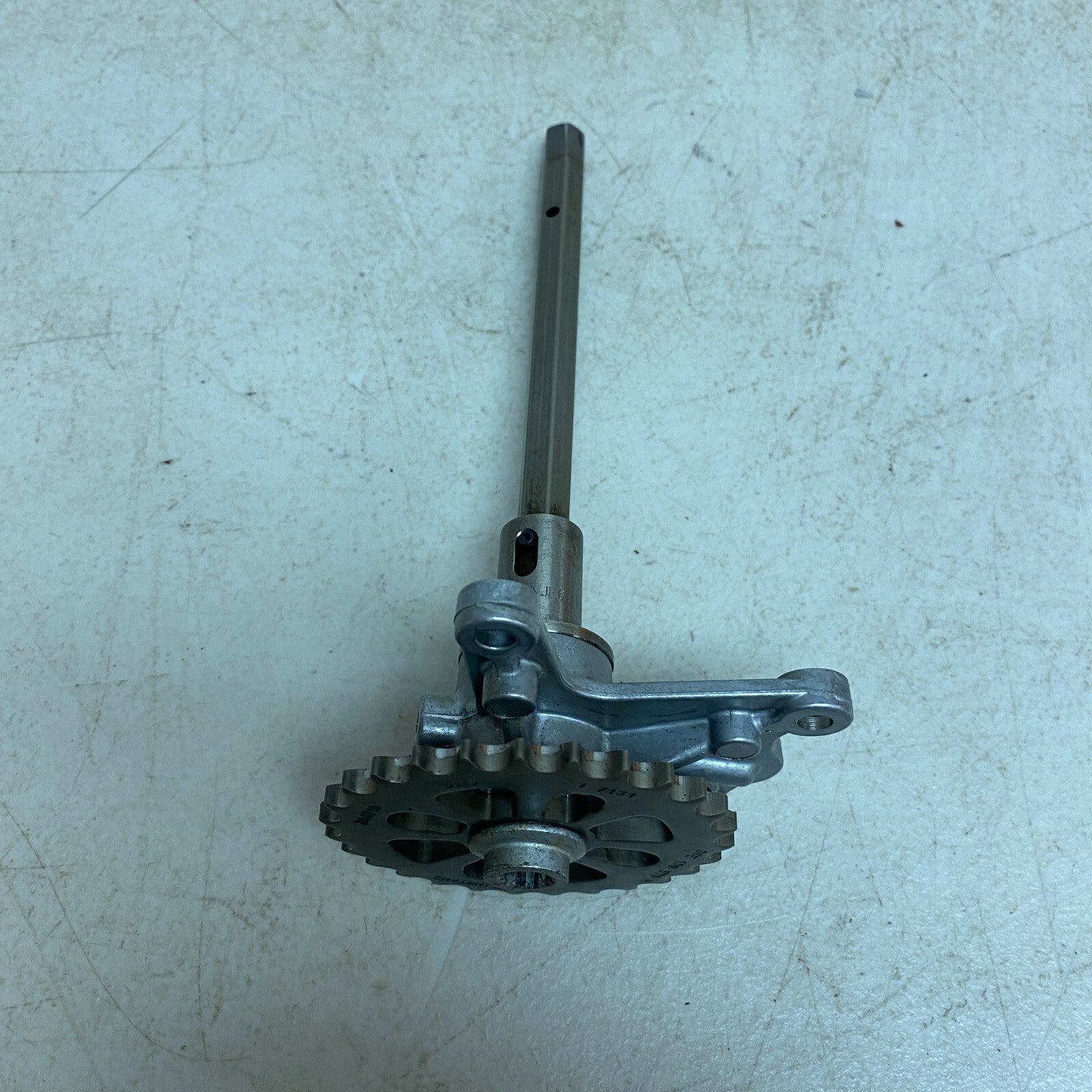 Audi Oil Pump Drive Shaft Plate Gear 2005-2011Audi A4 A6 BKH 3.2 V6 06E 109 361F