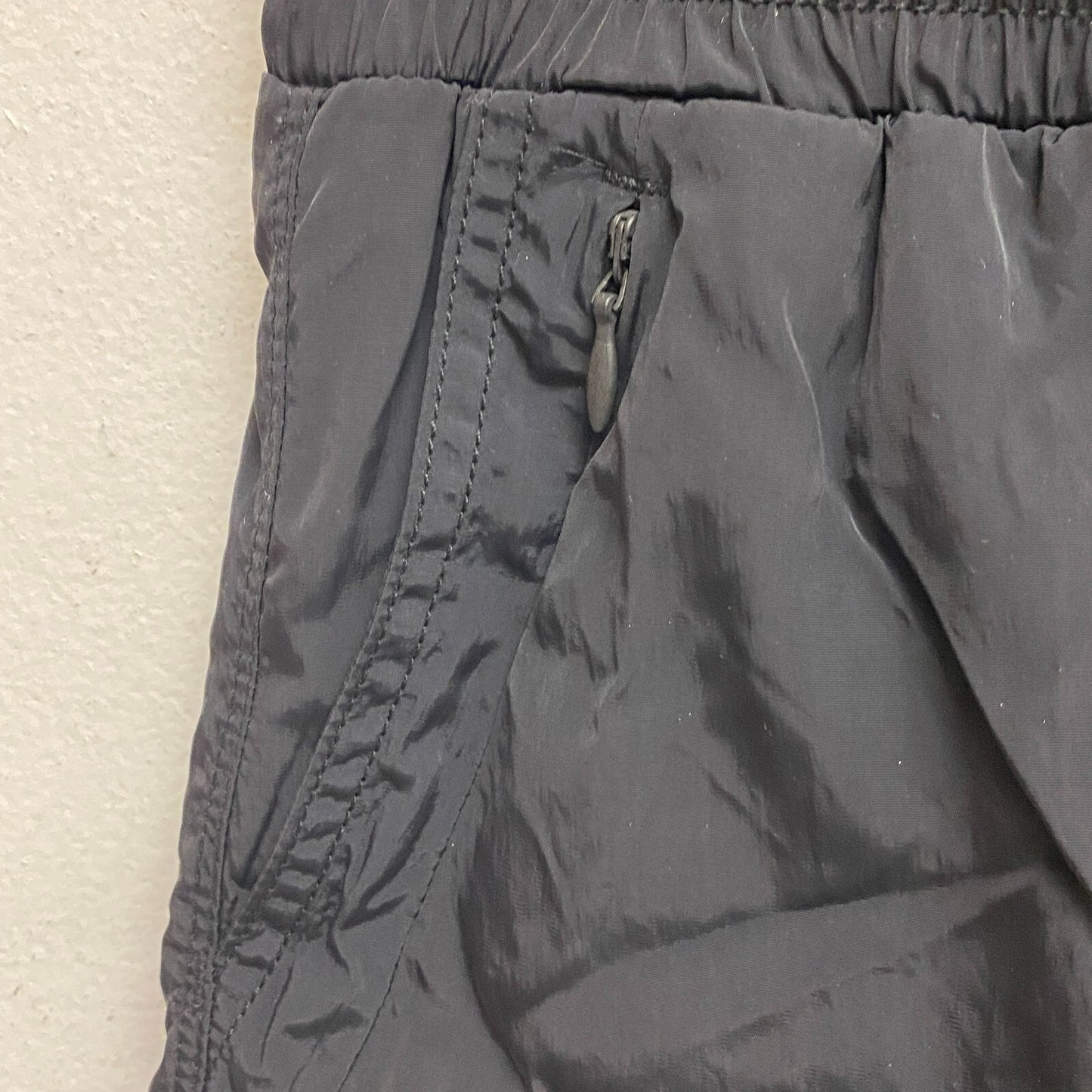 Alpine Design Women's W AD Woven Cargo Short Pure Black ADW13806 Summer Training