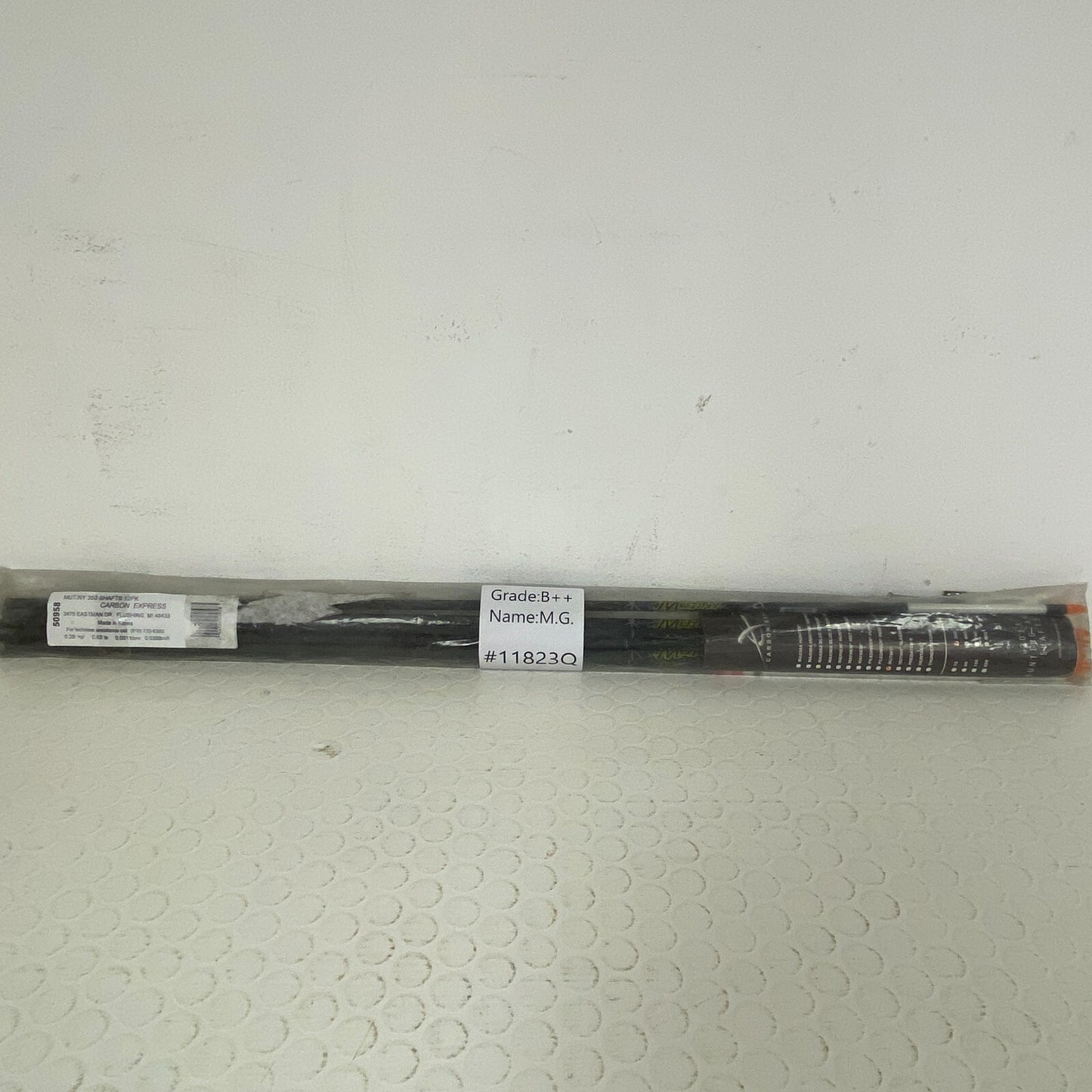 Carbon Express Mutiny Arrow Shaft Size 350 Carbon 12 Pack