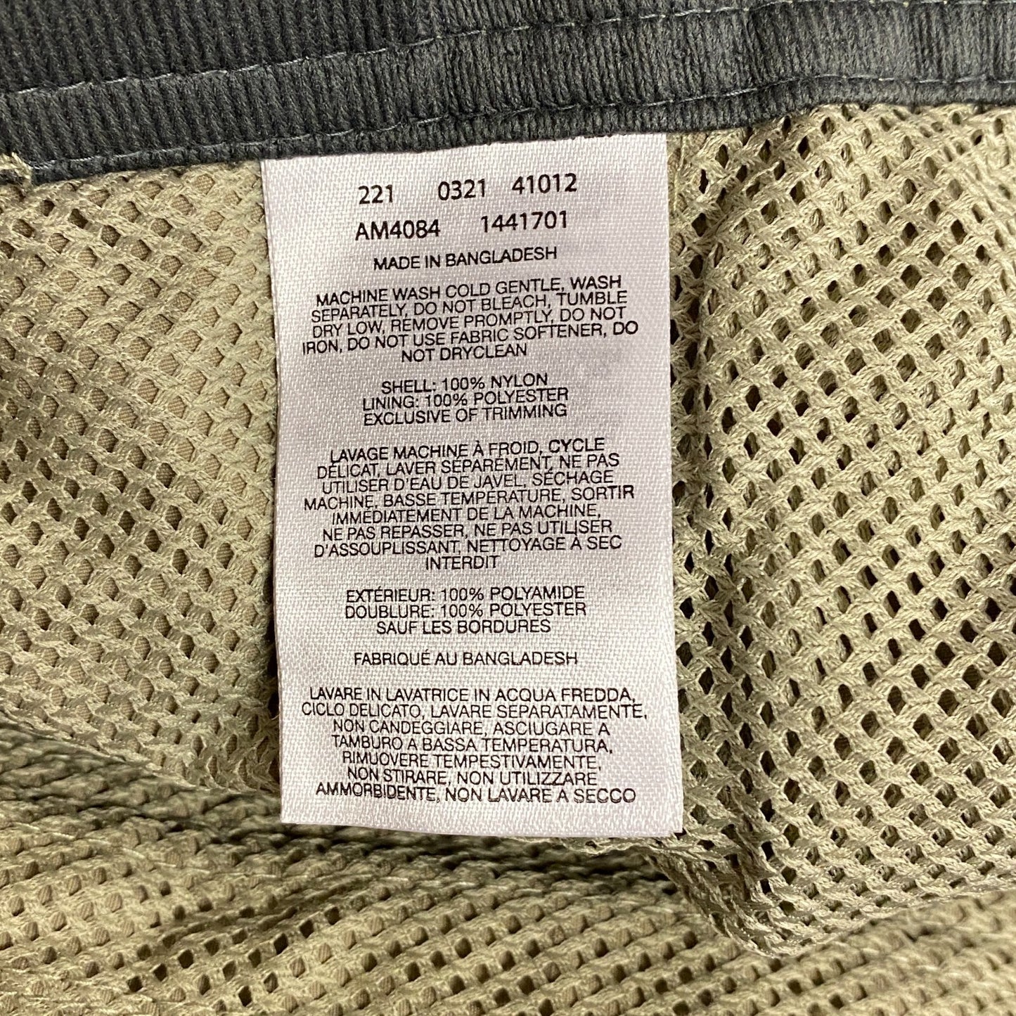 Columbia Men's Trendy Silver Ridge Cargo Shorts Olive Green AM4084-221 Size 40