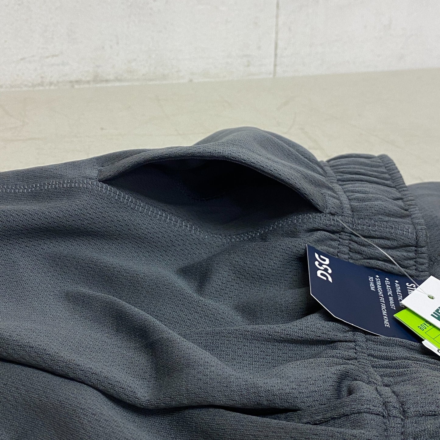 DSG Boys Mesh Training Straight Athletic Fit Elastic Waist Pant Asphalt DAB11105