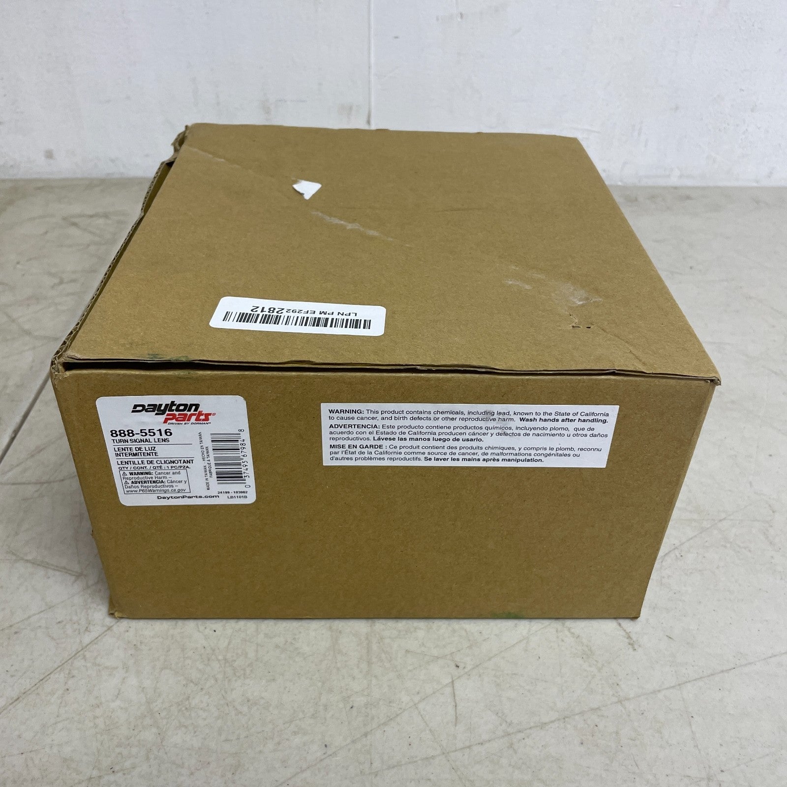 Dayton 888-5516 Amber Turn Signal Light Assembly Front for Mack Truck