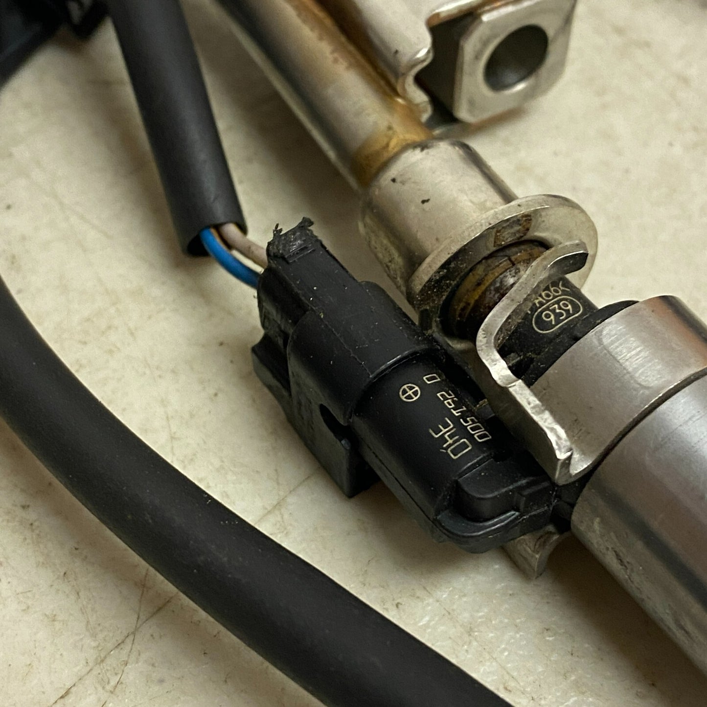 Ford Fuel Injector Wiring Loom CM5G-9F666-BD, Ramp Injection CM5G9D280-HB