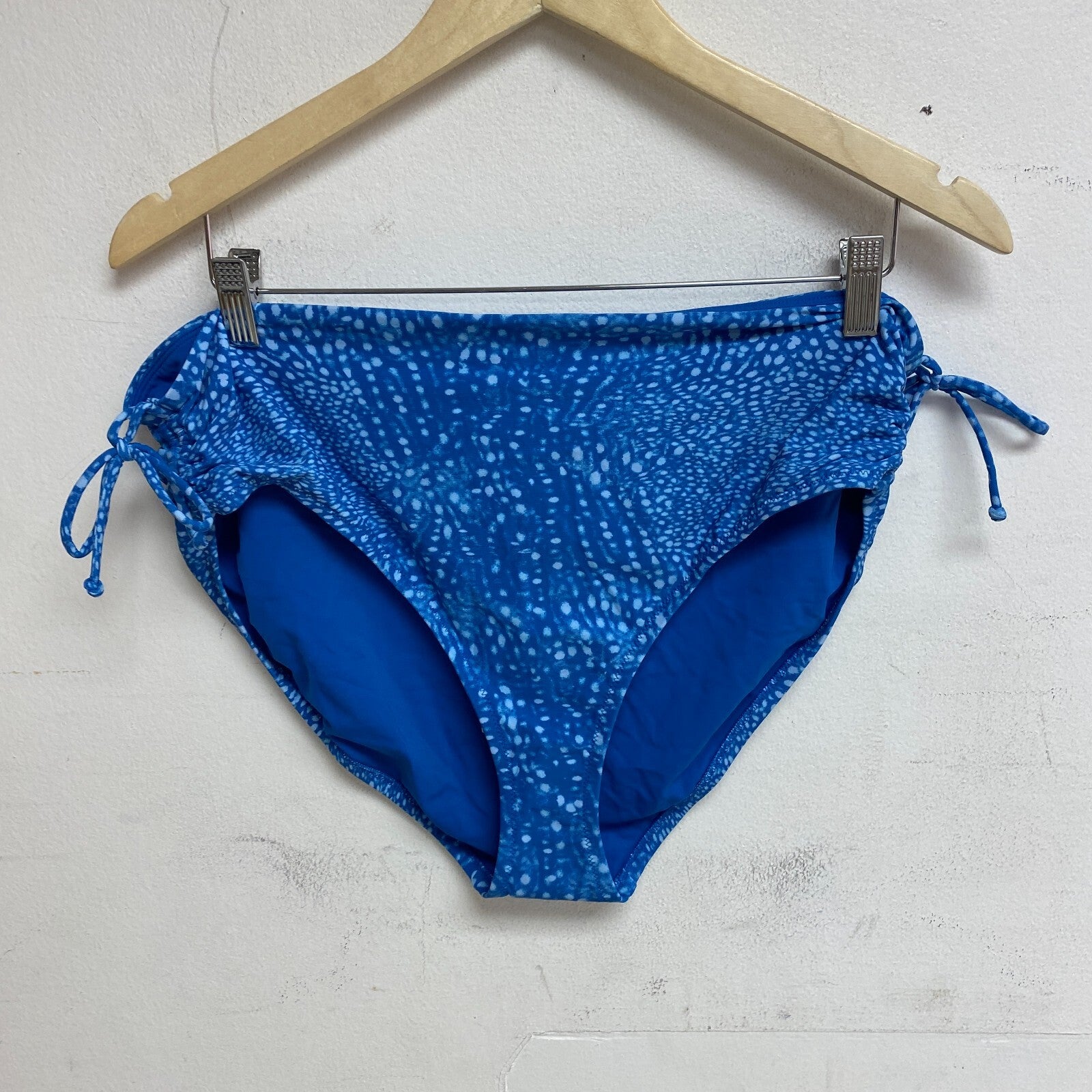 Selected Variant Image