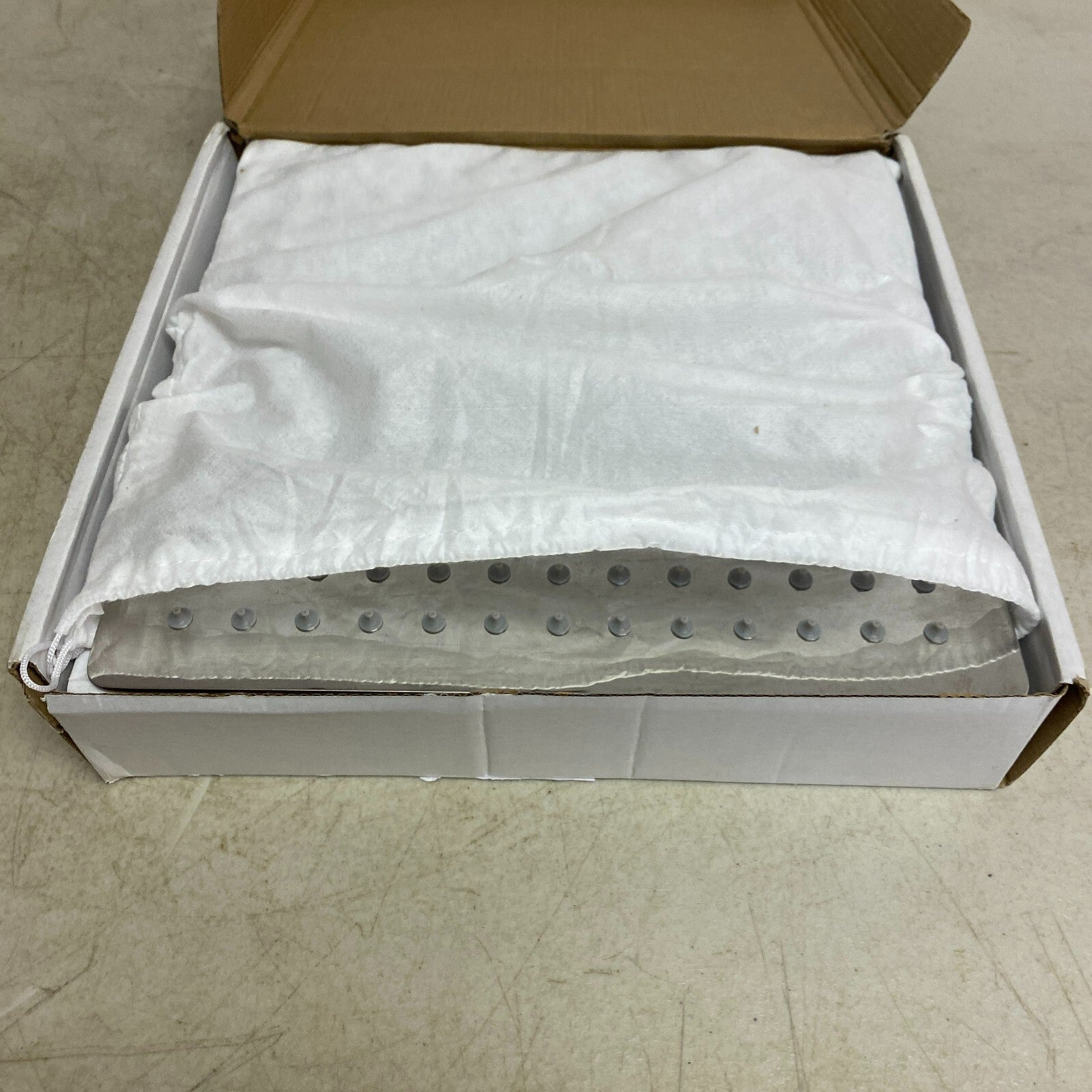 Signature Hardware 12" BEVELED SQUARE RAINFALL SHOWER HEAD-CHROME