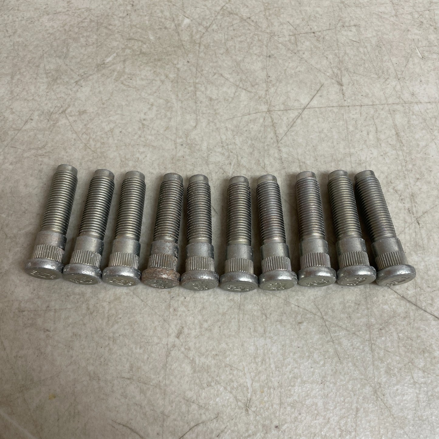 Dorman 610-637 Wheel Lug Stud M14 1.50 65mm Length 15.75mm Knurl Pack of 10