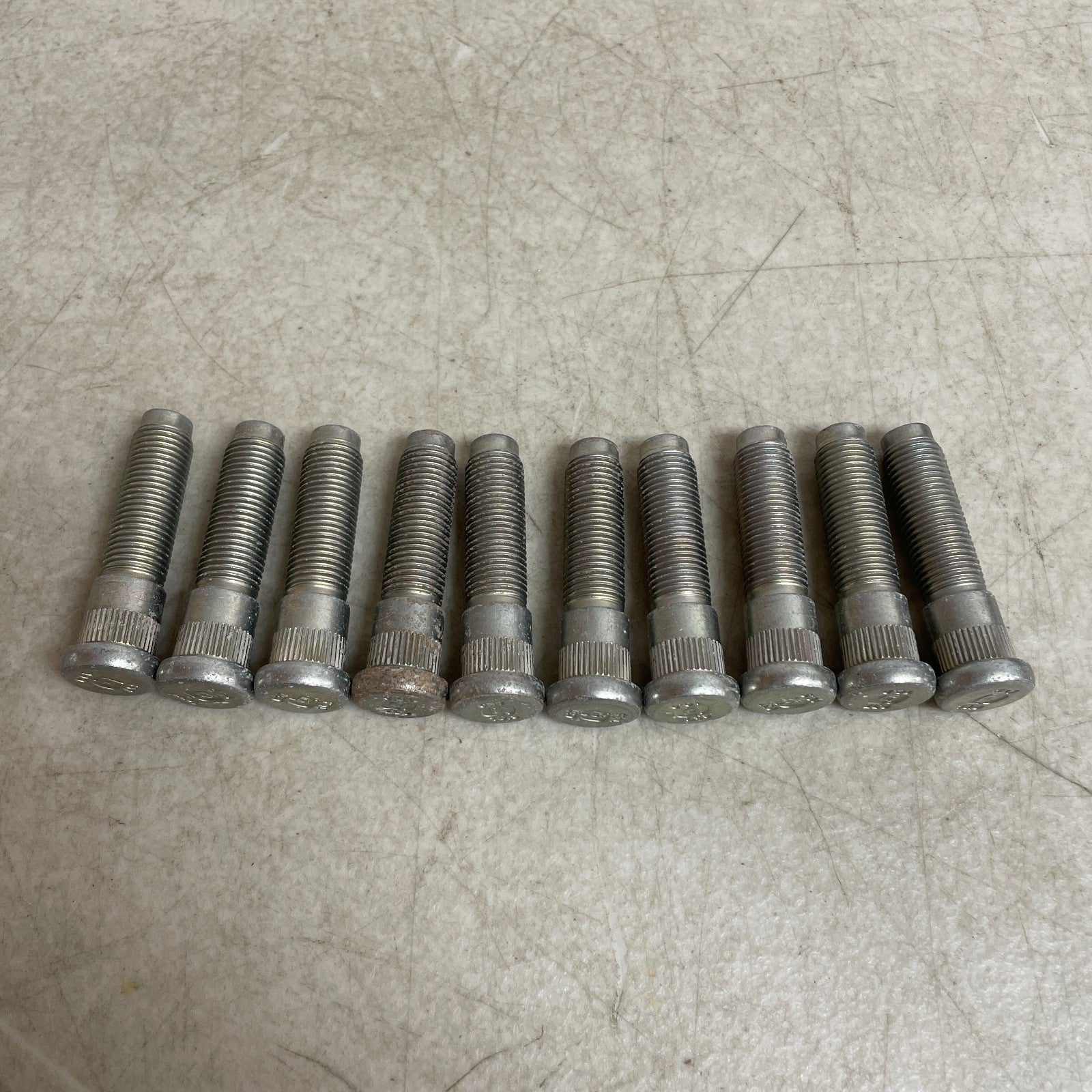 Dorman 610-637 Wheel Lug Stud M14 1.50 65mm Length 15.75mm Knurl Pack of 10