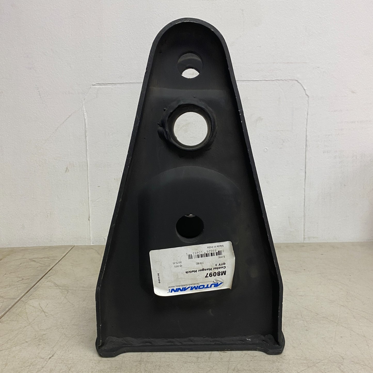 Automann Suspension Center Hanger for Hutchens H9700 Series M8097