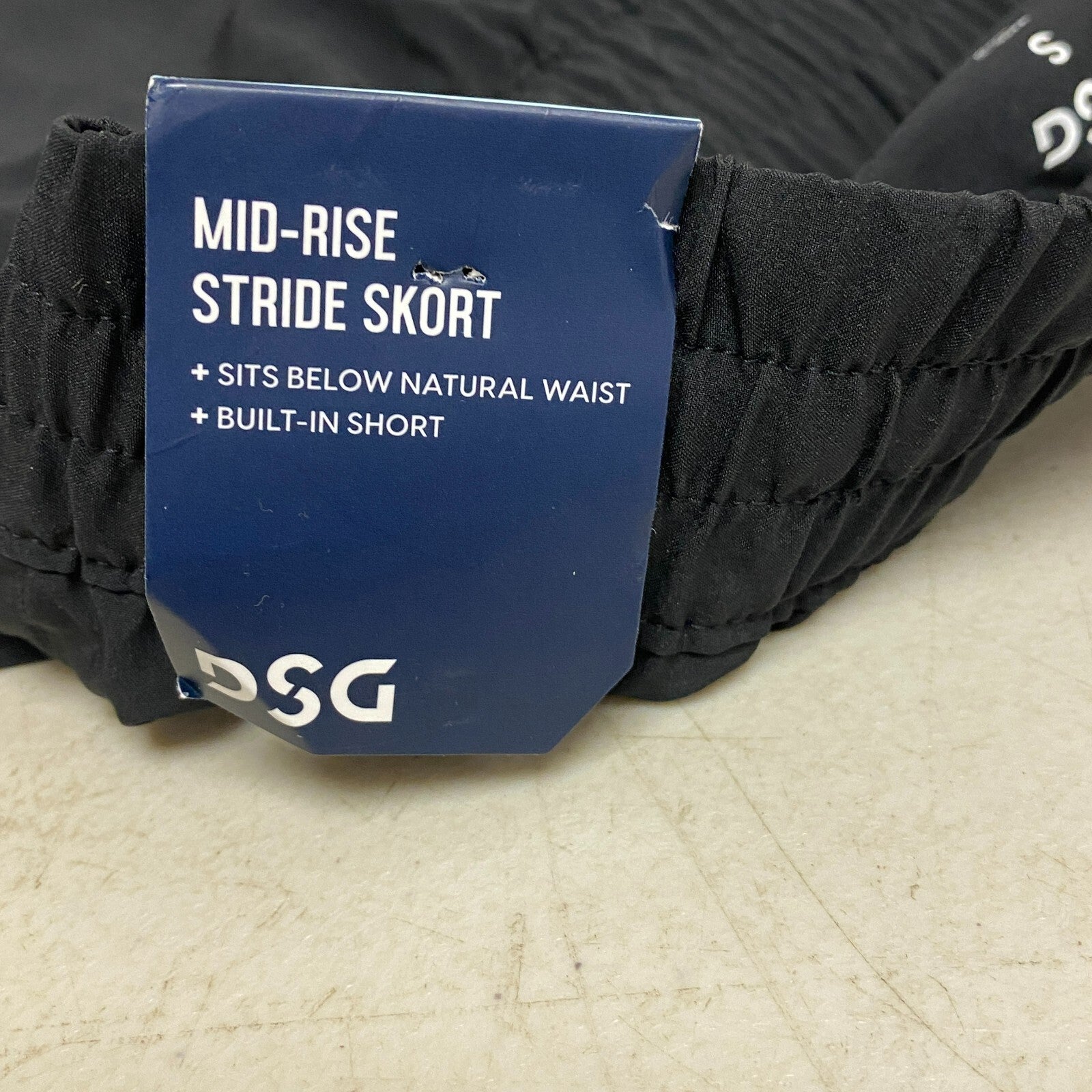 DSG Women's Mid Rise Stride Skort Pure Black DAW13123 Summer Trendy Stylish