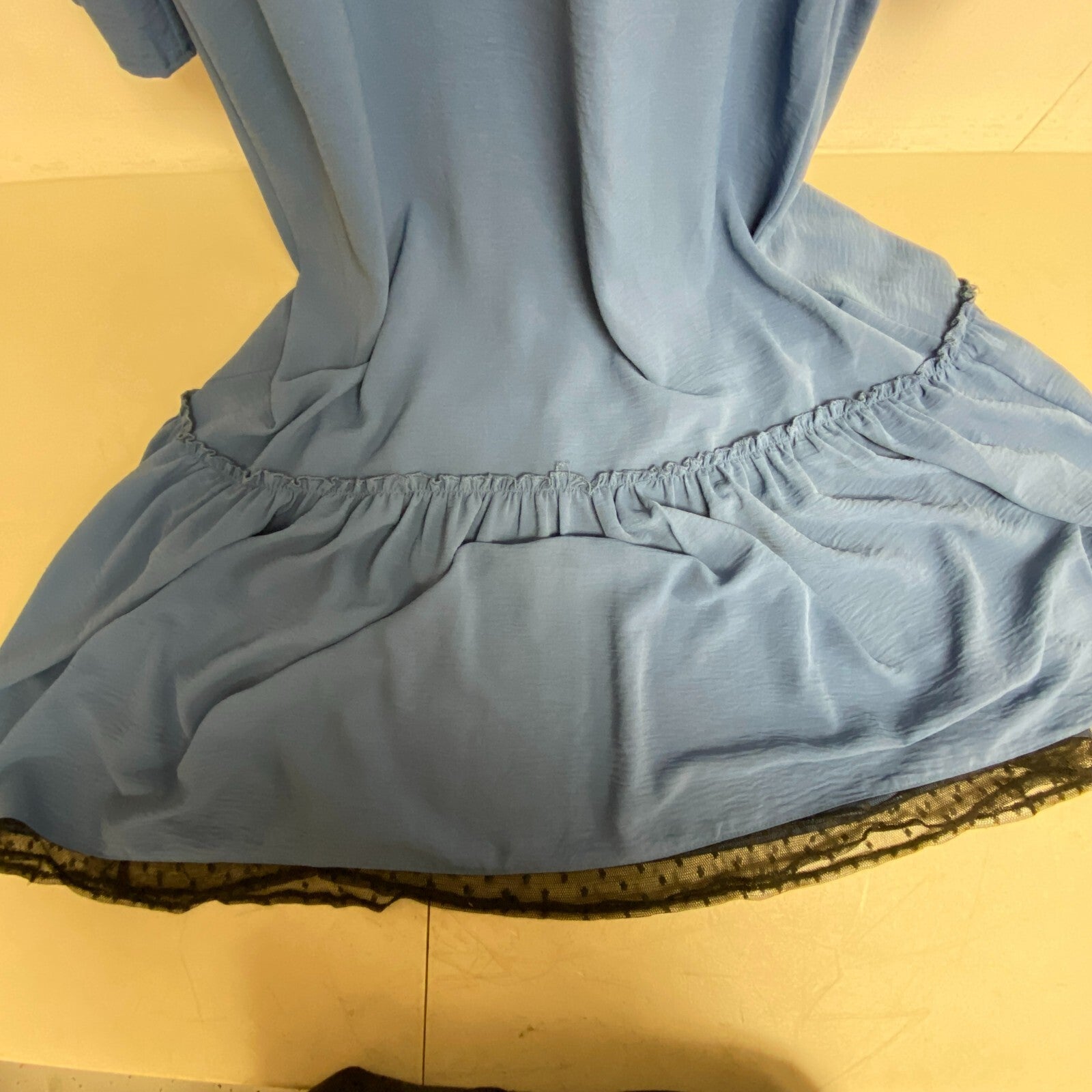 Destina Life Boho Maxi Dress Blue Black bottom accent and neck hanging Size US16