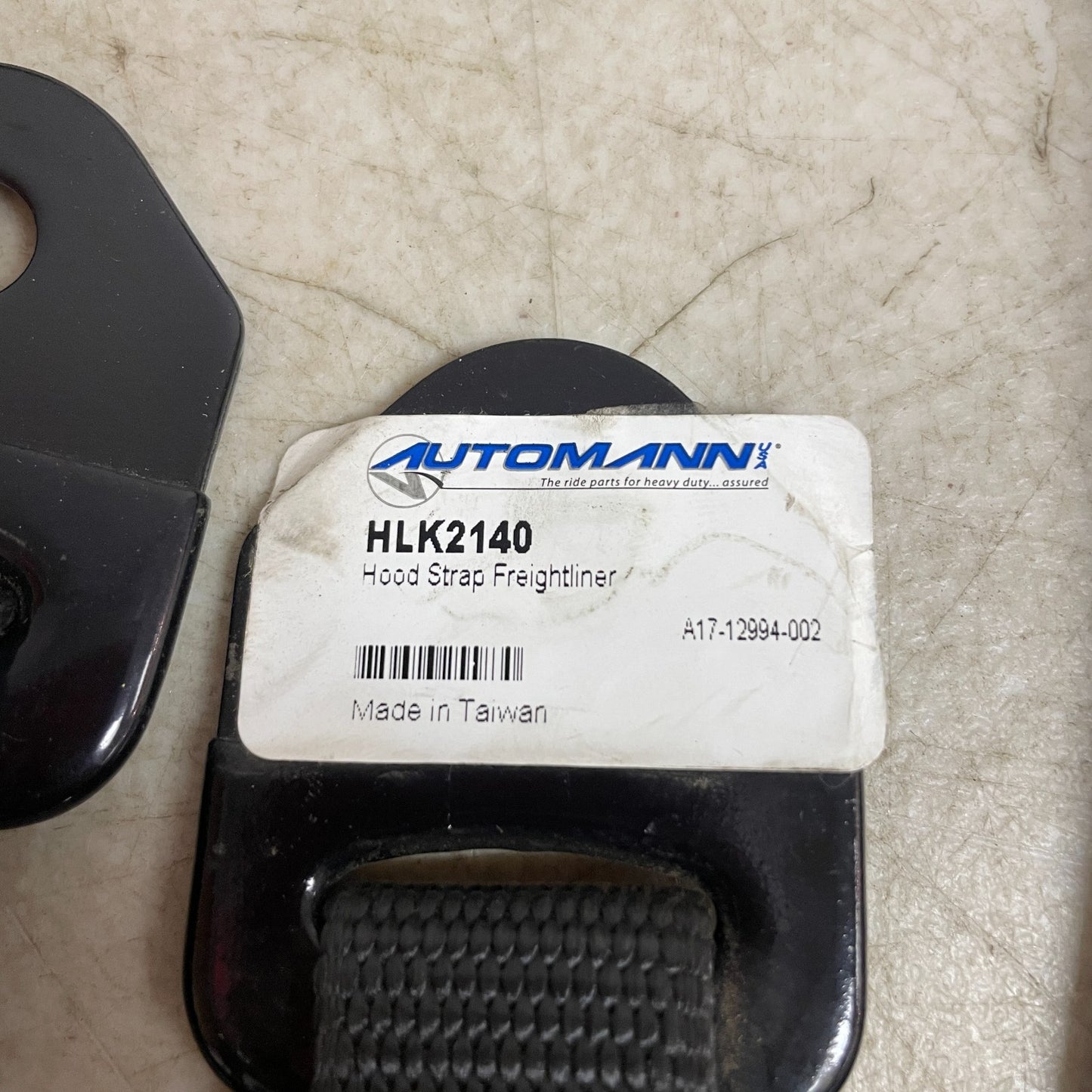 Automann HLK2140 Hood Strap 33 " for Freightliner Columbia 2001–2017